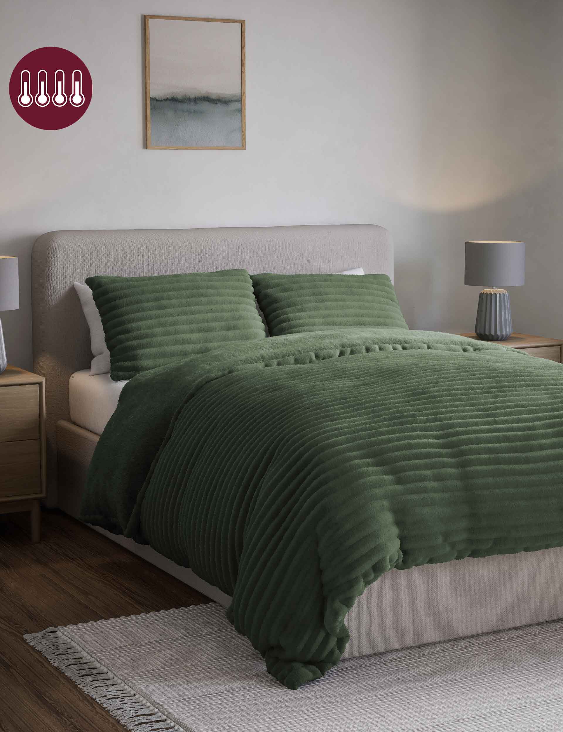 M&S Cloud Fleece Ribbed Bedding Set - DBL - Green, Cream,Natural,Green