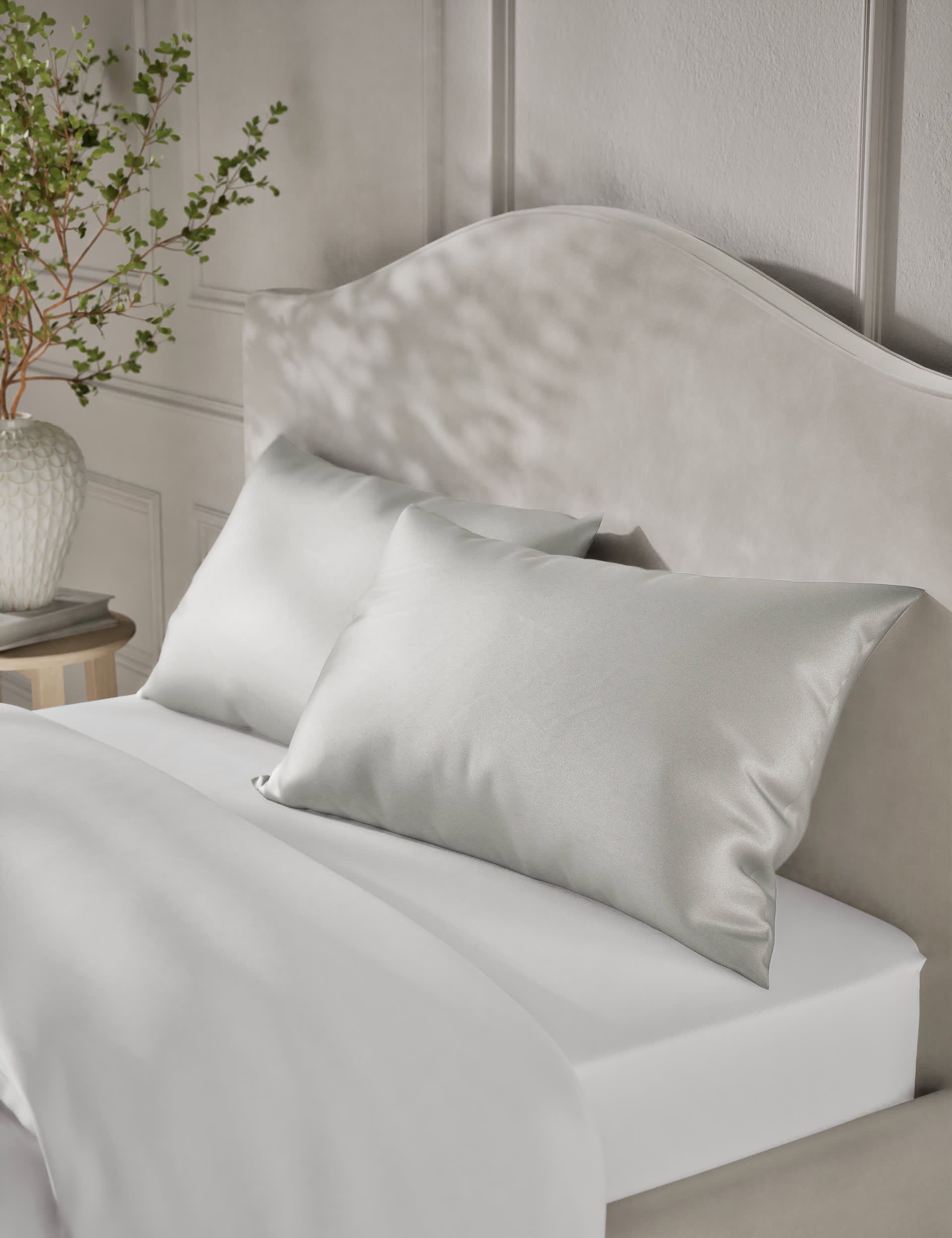 M&S Pure Silk Pillowcase - Light Grey, Light Grey