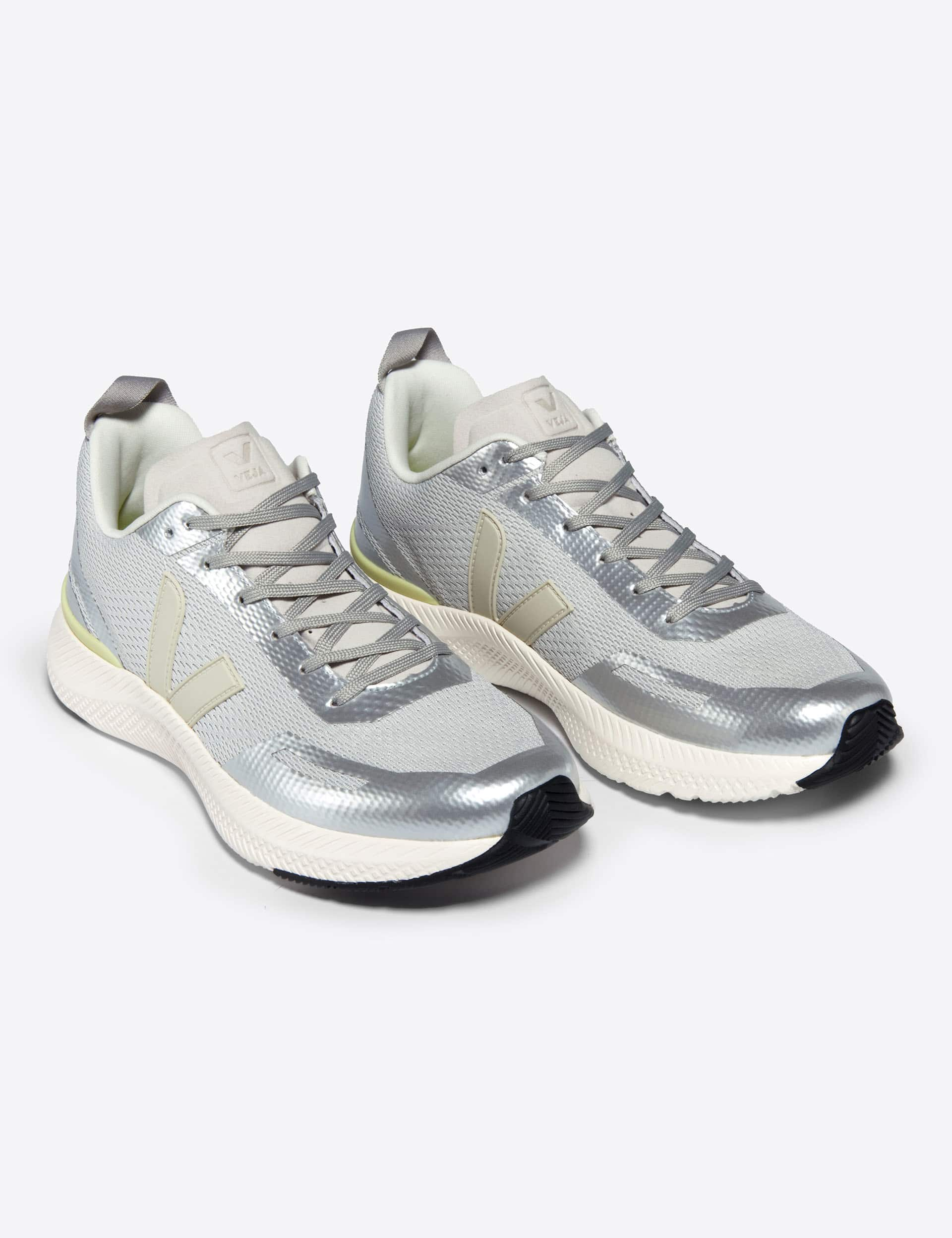 Veja Women's Impala Trainers - 5 - Silver, Silver