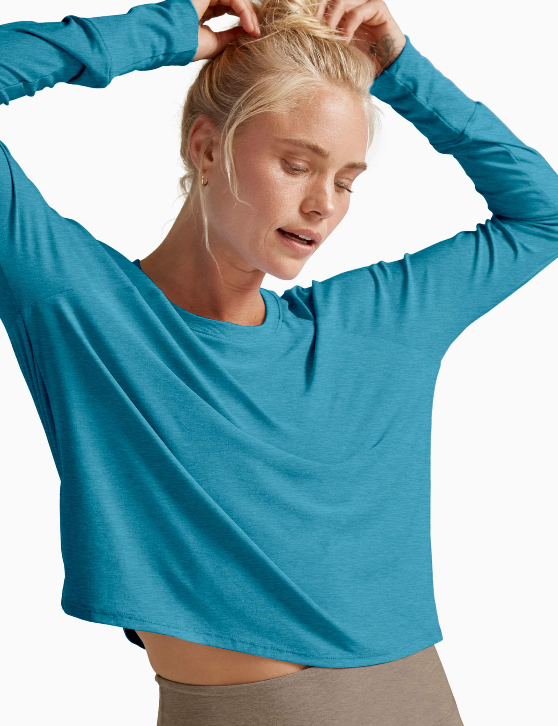 Beyond Yoga Women's Featherweight Daydreamer Crew Neck Yoga Top - Blue, Teal Mix,Blue