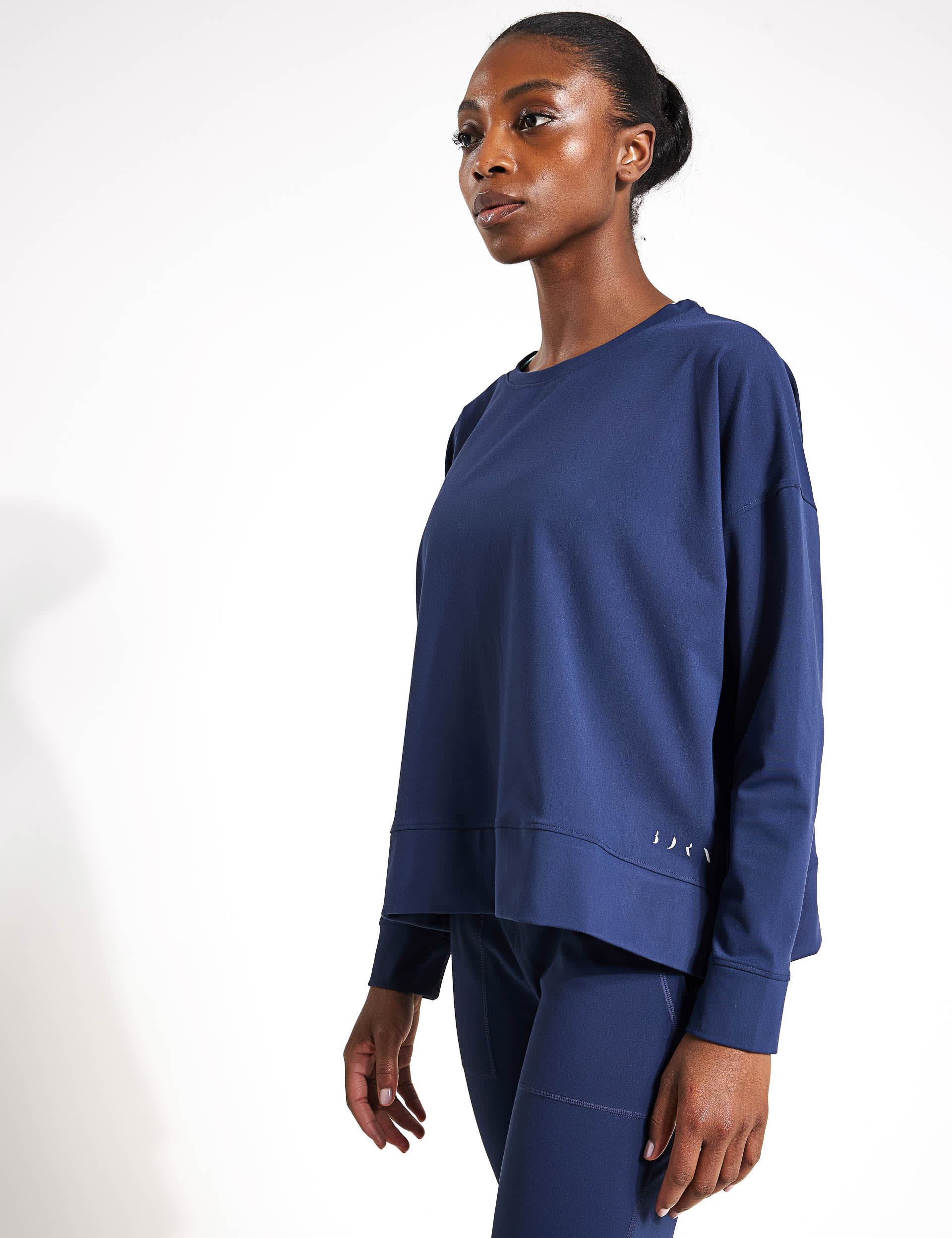 Born Women's Crew Neck Oversized Sweatshirt - M - Dark Blue, Dark Blue