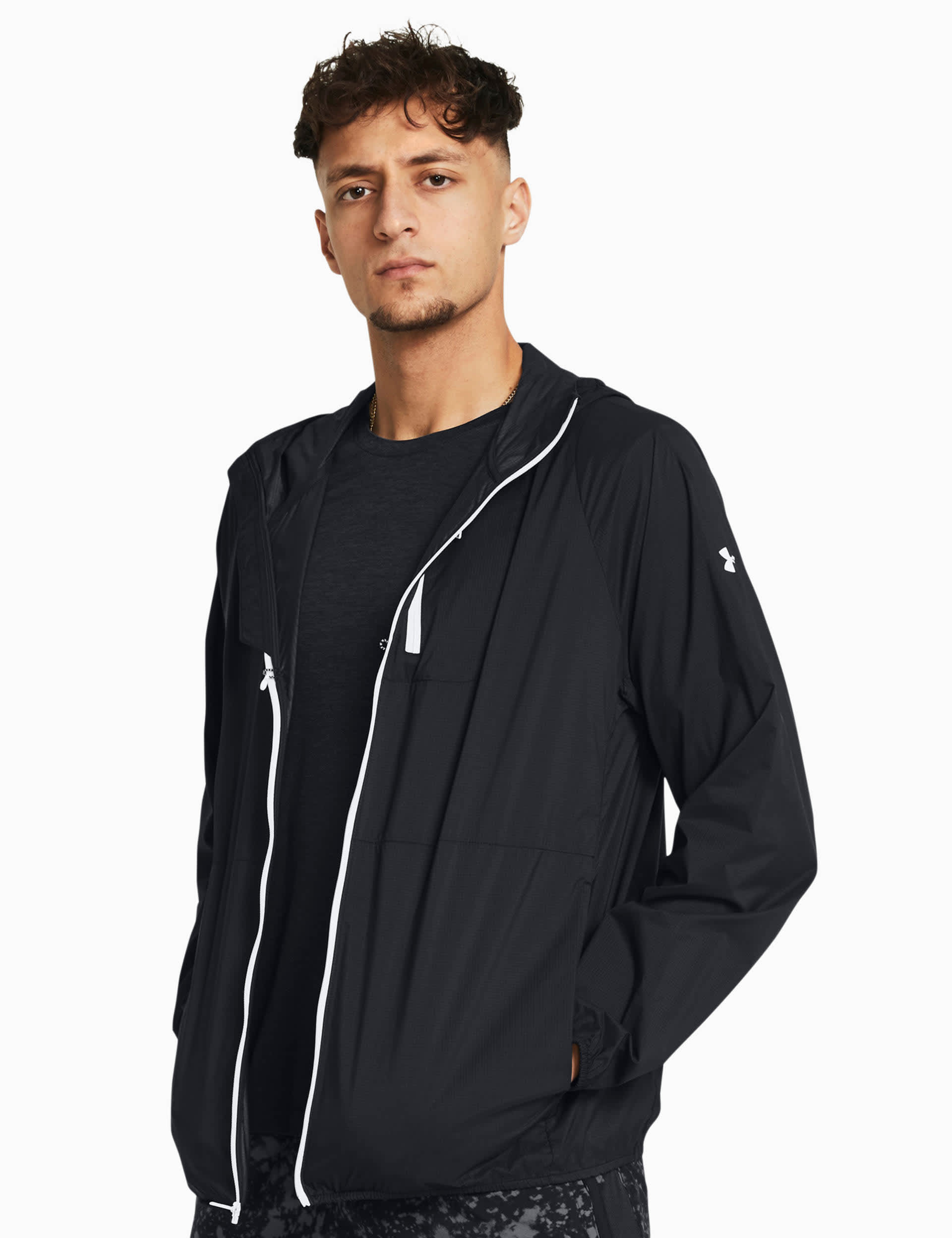 Under Armour Men's Launch Lightweight Sports Jacket - Black, Black