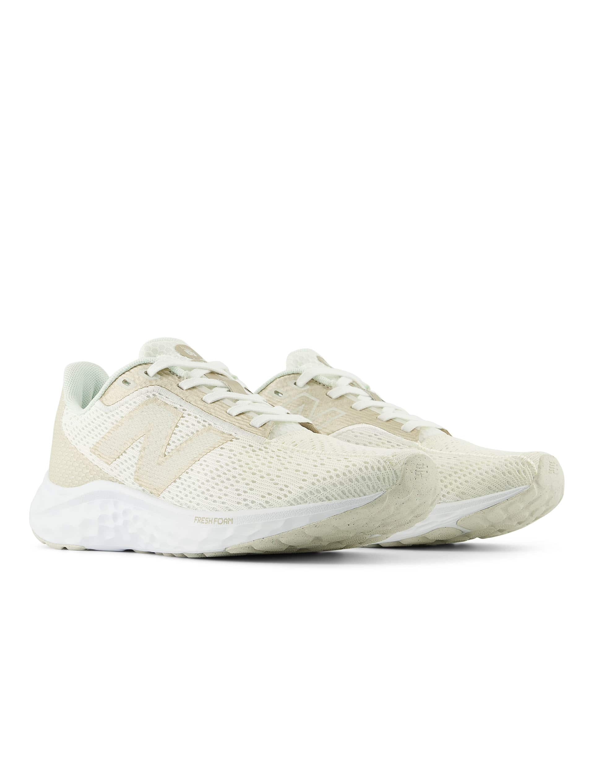 New Balance Women's Fresh Foam Arishi V4 Trainers - 6 - Ivory Mix, Ivory Mix,Black