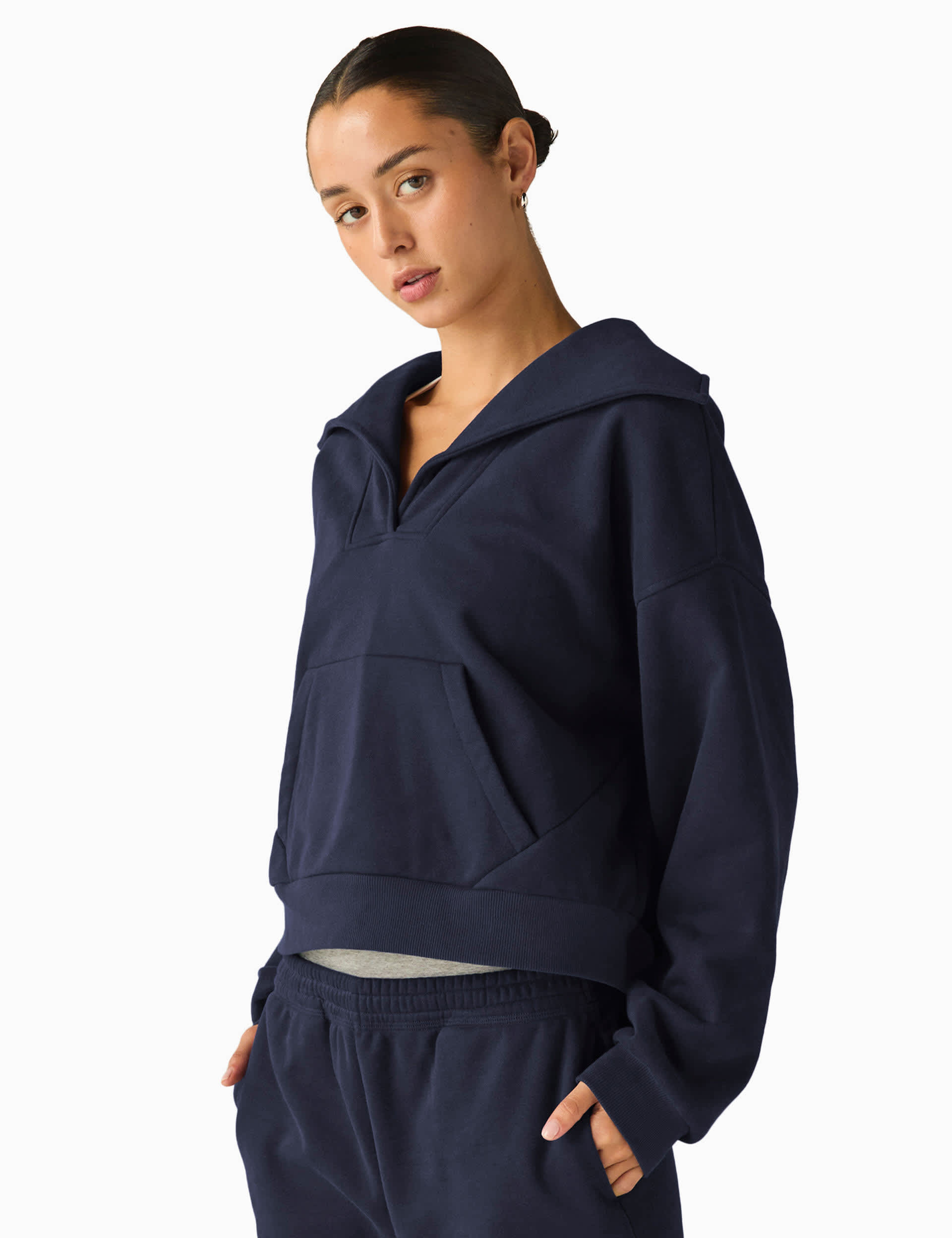 Beyond Yoga Women's Street Smart Cotton Rich Collared Sweatshirt - Dark Navy, Dark Navy,White