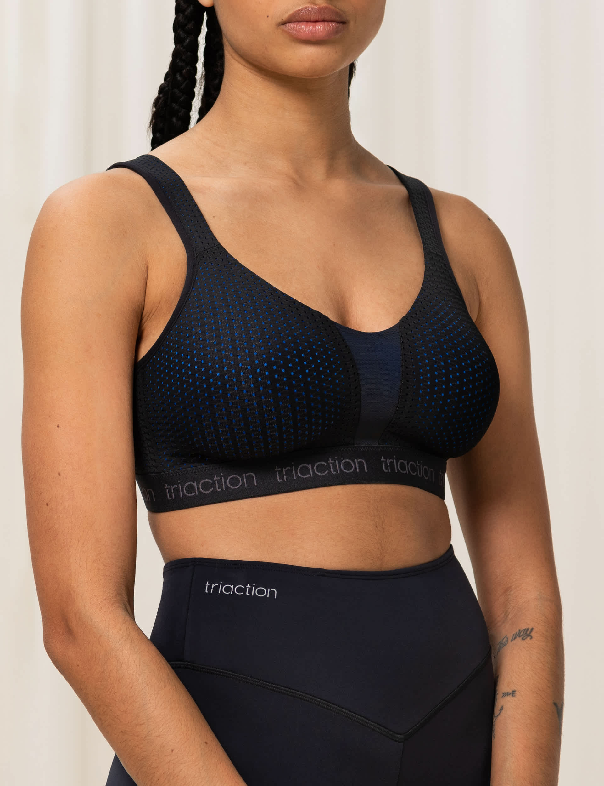 Triumph Women's Triaction Energy Lite Non Wired Sports Bra