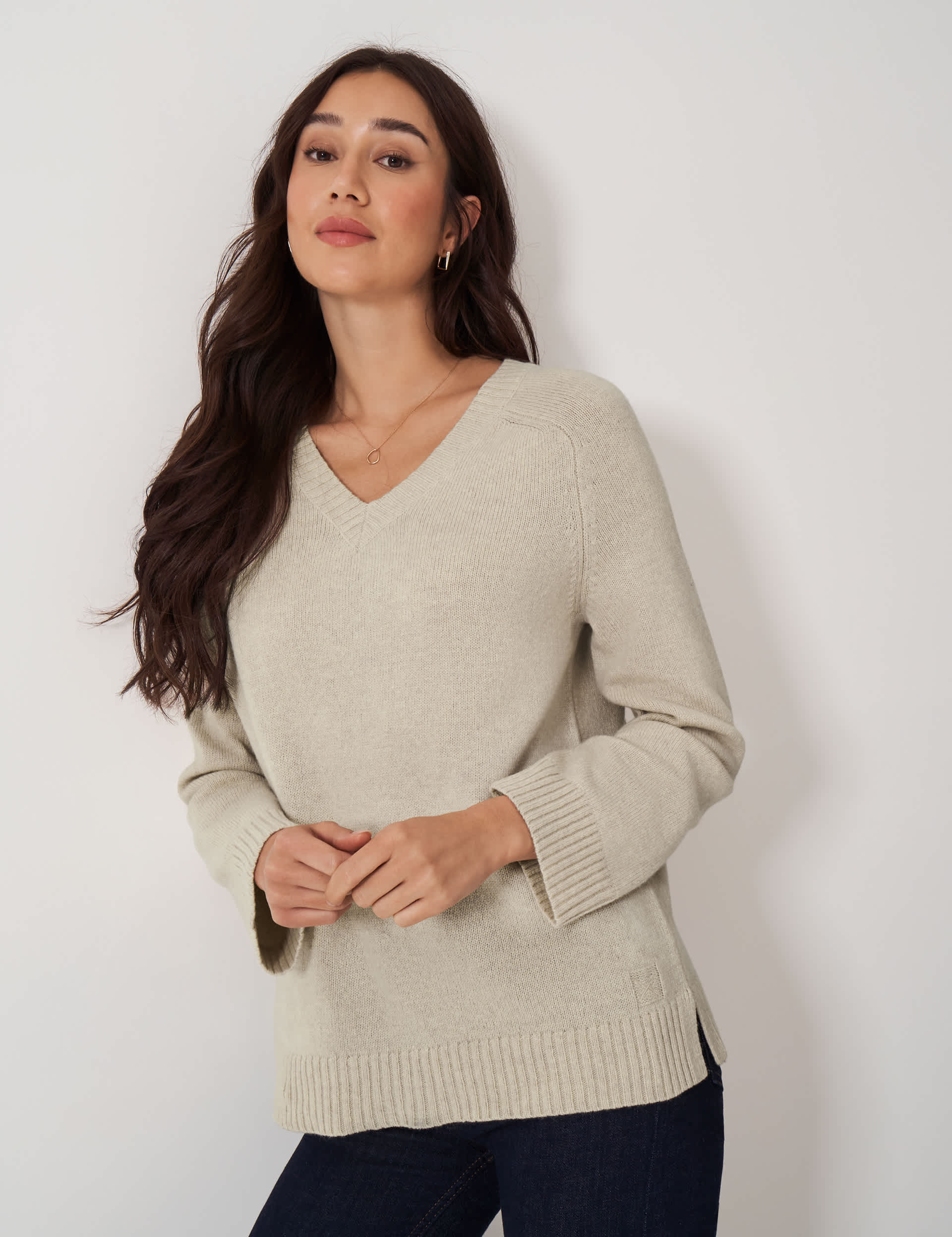 Crew Clothing Women's Merino Wool Rich V-Neck Split Hem Jumper - 12 - Oatmeal, Oatmeal