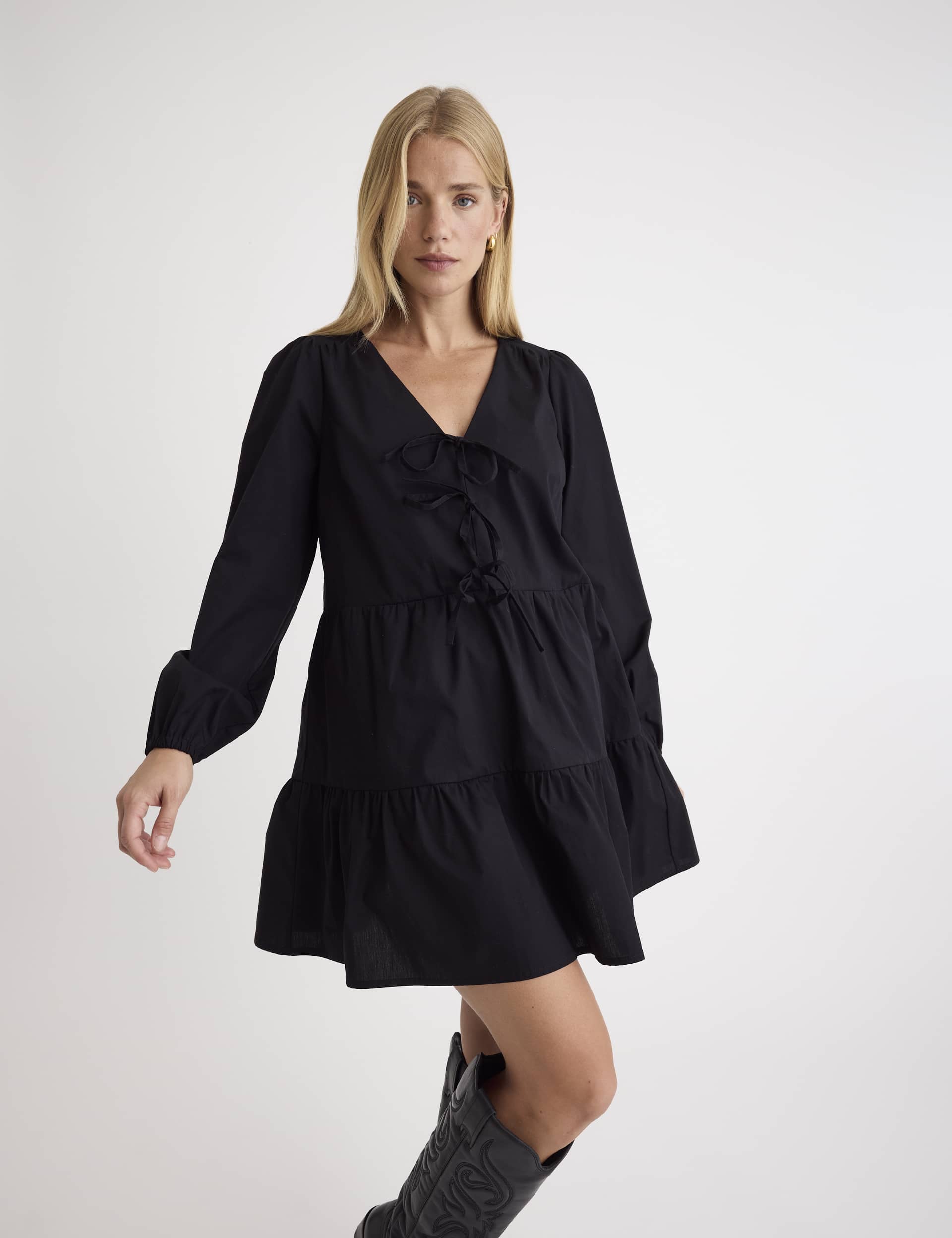 Nobody'S Child Women's Pure Cotton V-Neck Mini Shift Dress - 12 - Black, Black