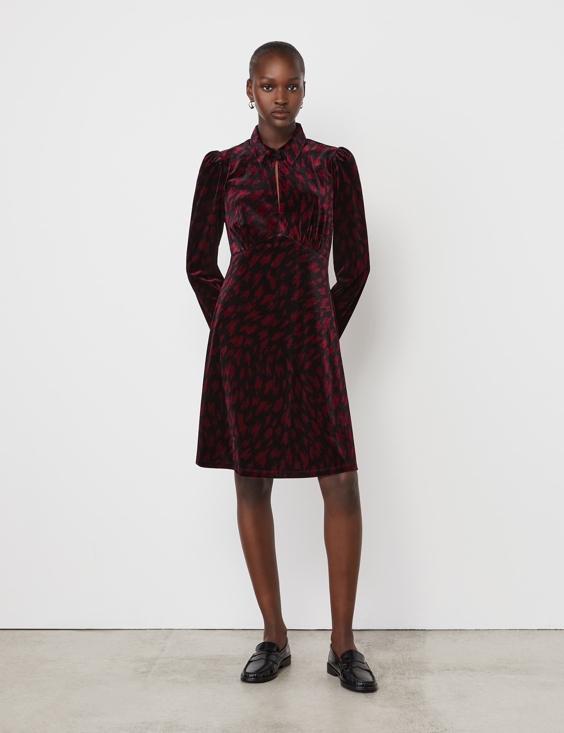 Finery London Women's Velvet Animal Print Shirt Dress - 16 - Red Mix, Green Mix,Red Mix