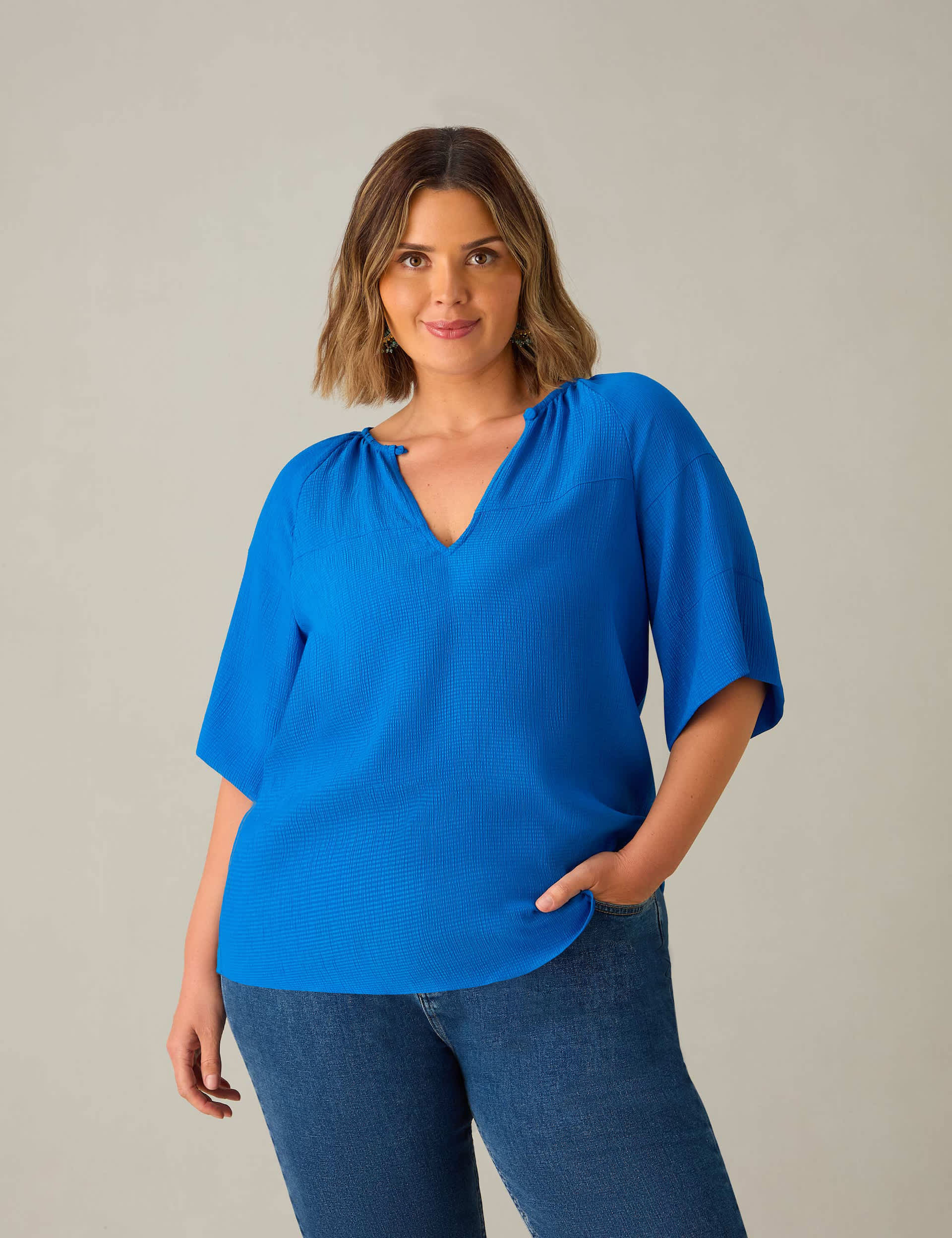 Live Unlimited London Women's Textured V-Neck Blouse - 22 - Blue, Blue