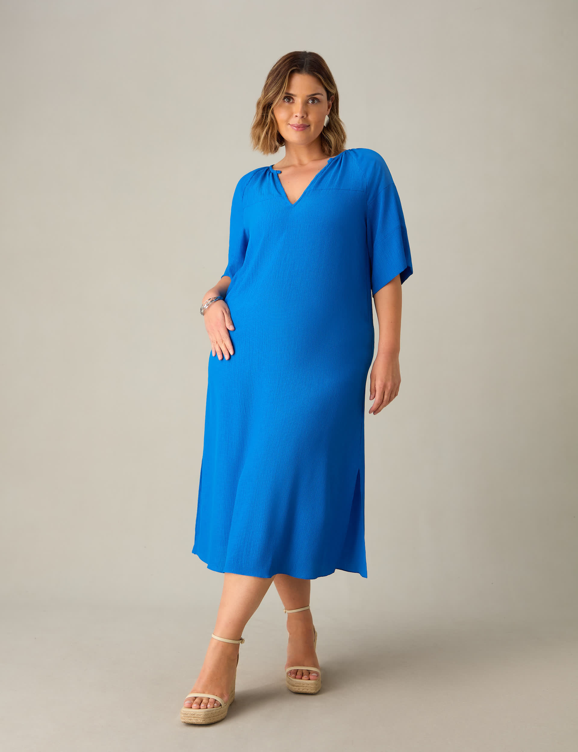 Live Unlimited London Women's Textured V-Neck Midi Smock Dress
