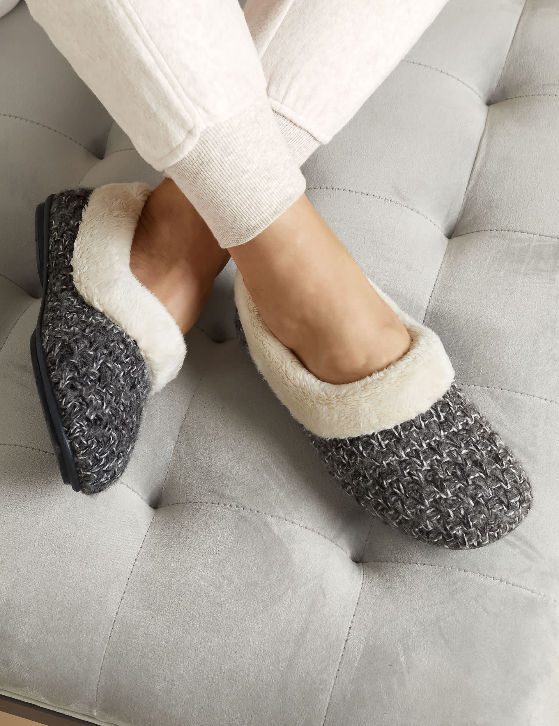 Jones Bootmaker Women's Faux Fur Lined Slippers - 6 - Grey, Grey,Purple