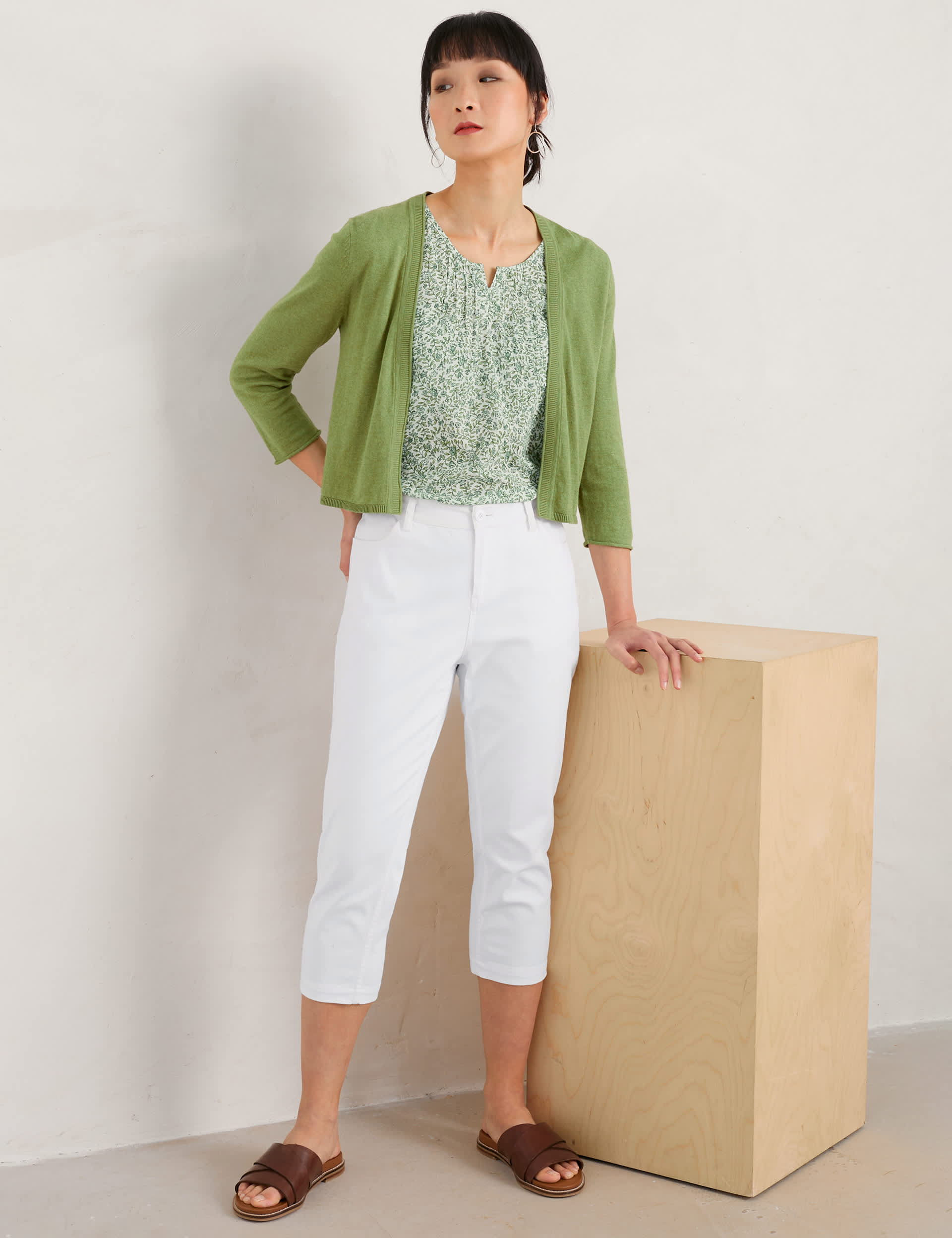 Seasalt Cornwall Women's Cotton Rich Slim Fit Cropped Trousers