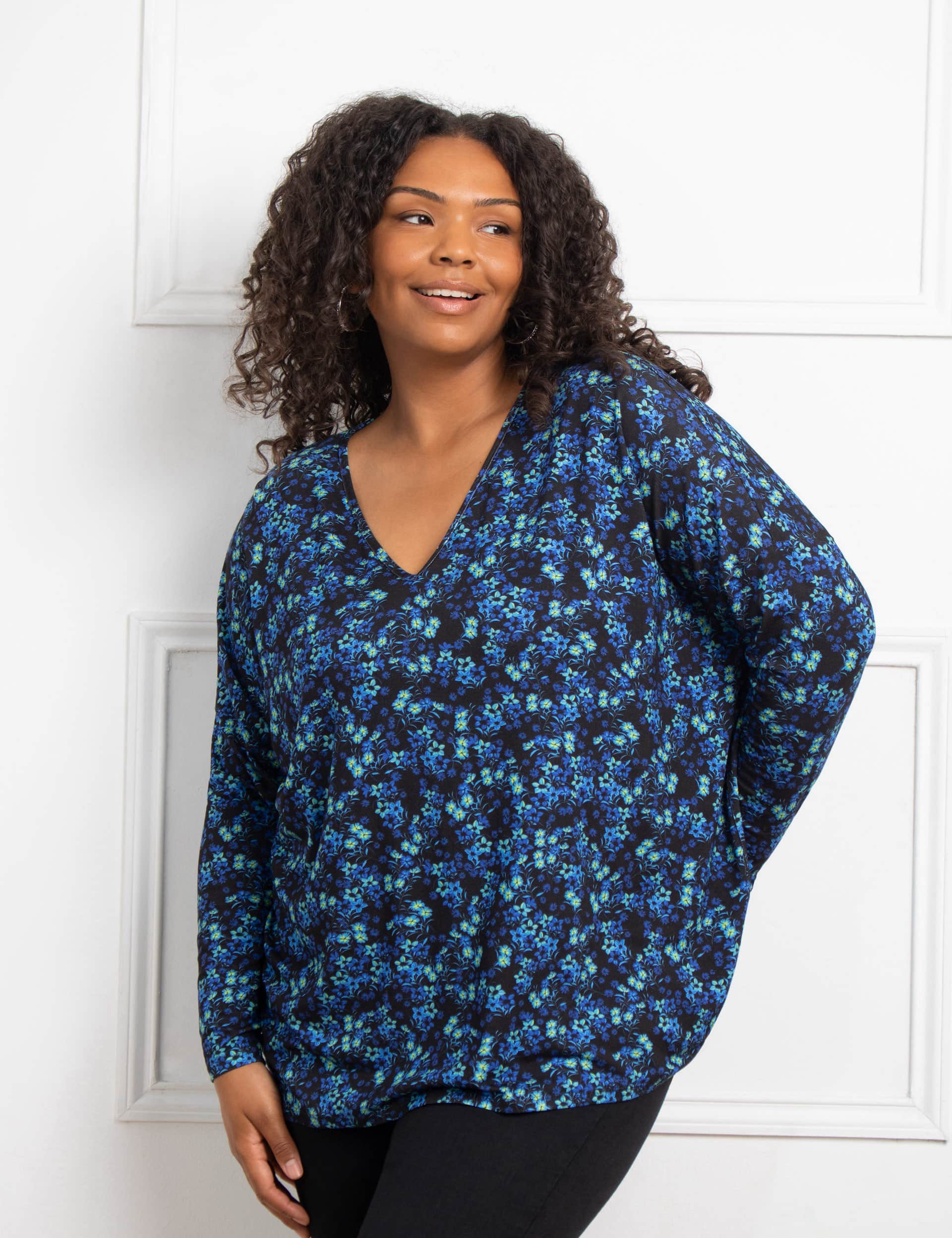 Live Unlimited London Women's Jersey Ditsy Floral Top
