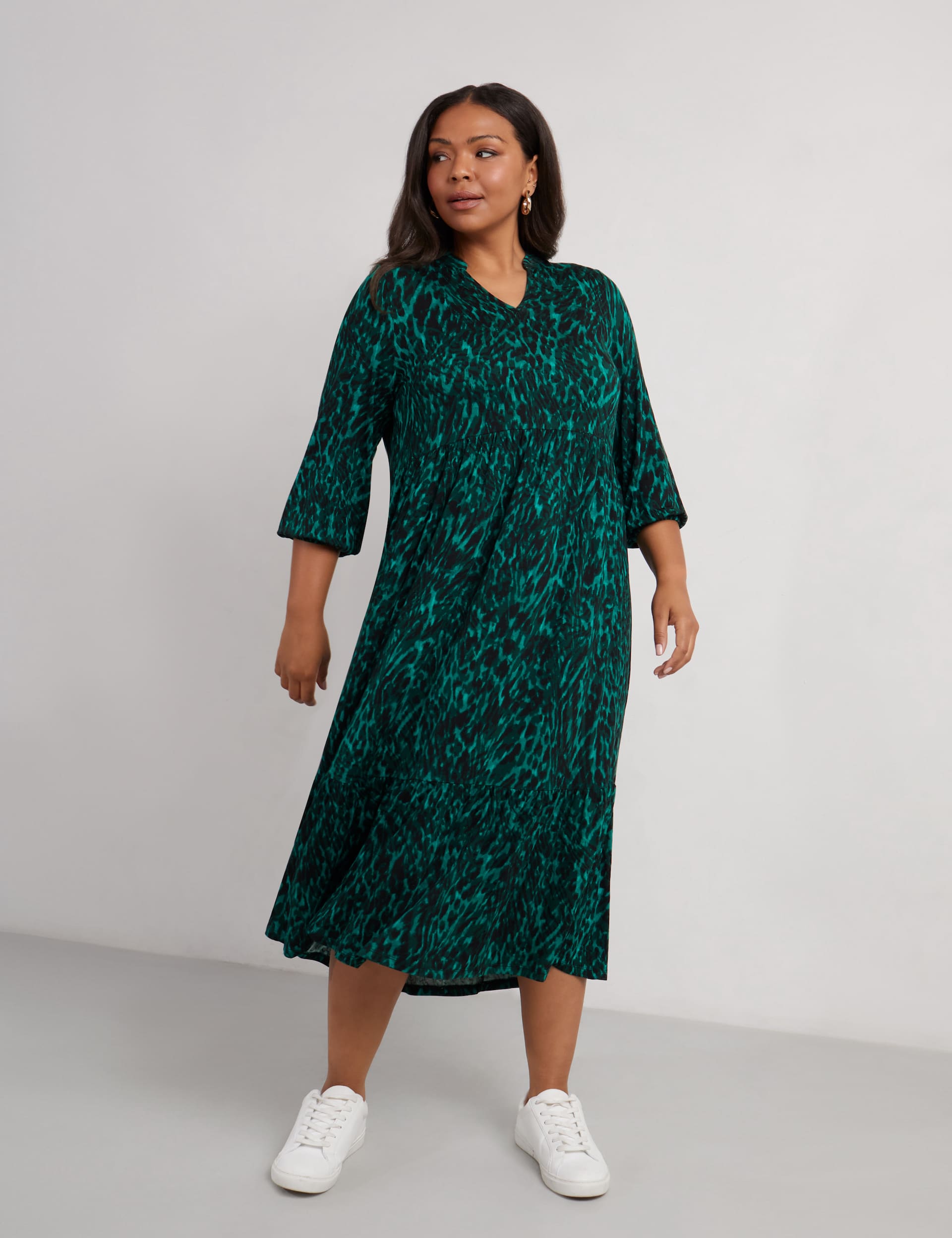 Live Unlimited London Women's Jersey Animal Print V-Neck Midi Tiered Dress - 18REG - Green Mix, Gree