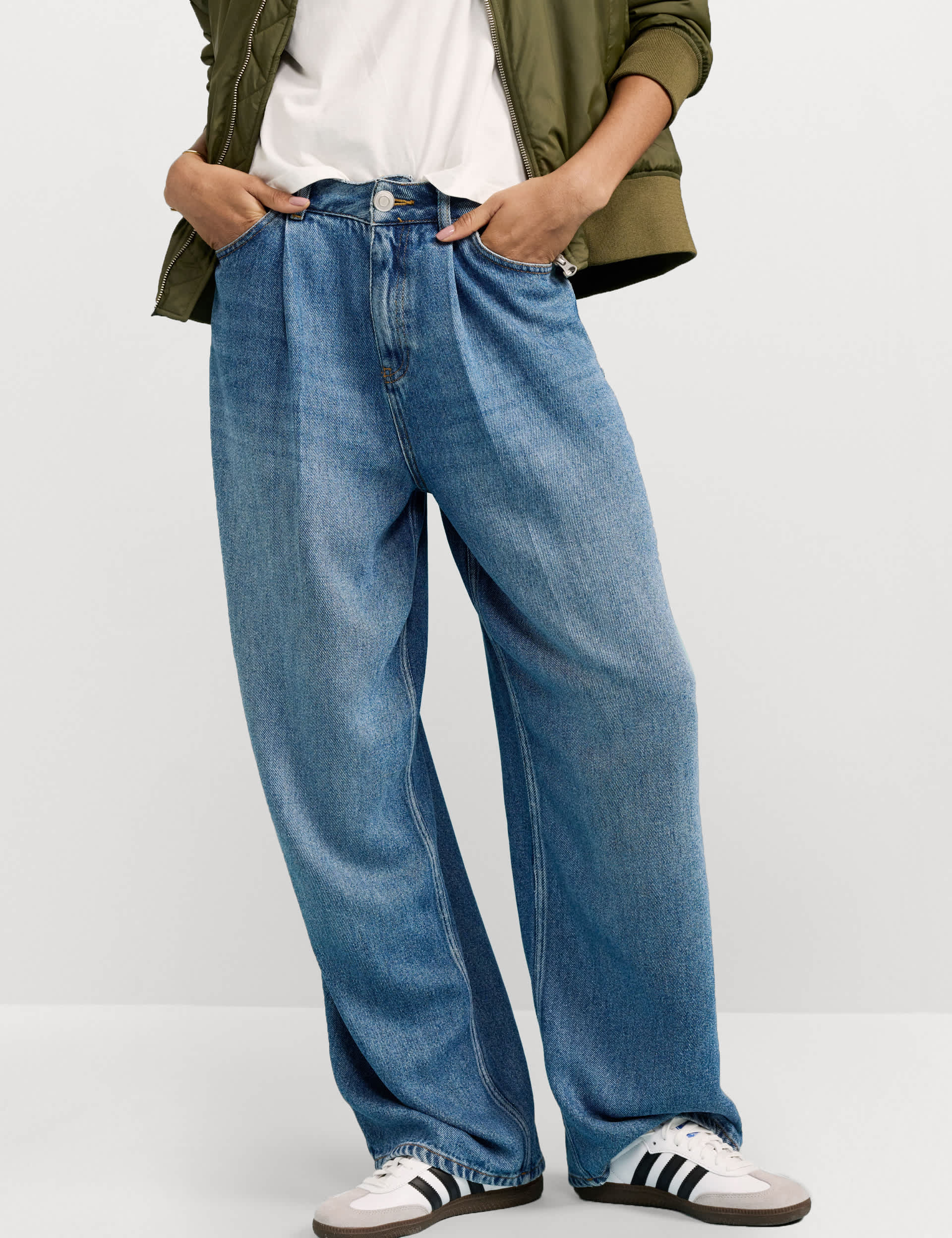 Baukjen Women's Mid Rise Wide Leg Jeans with Lyocell 