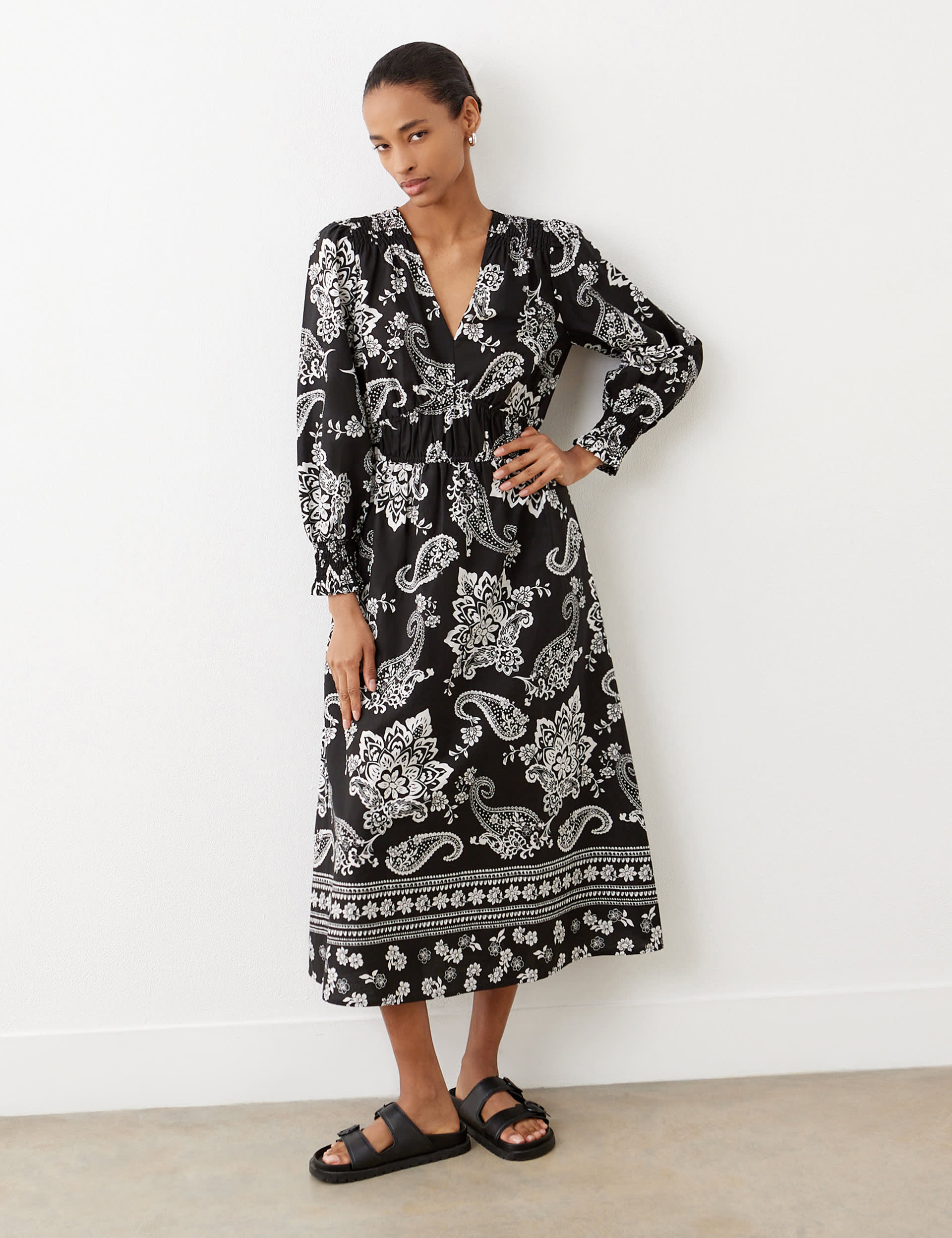 Finery London Women's Pure Cotton Floral V-Neck Midi Waisted Dress