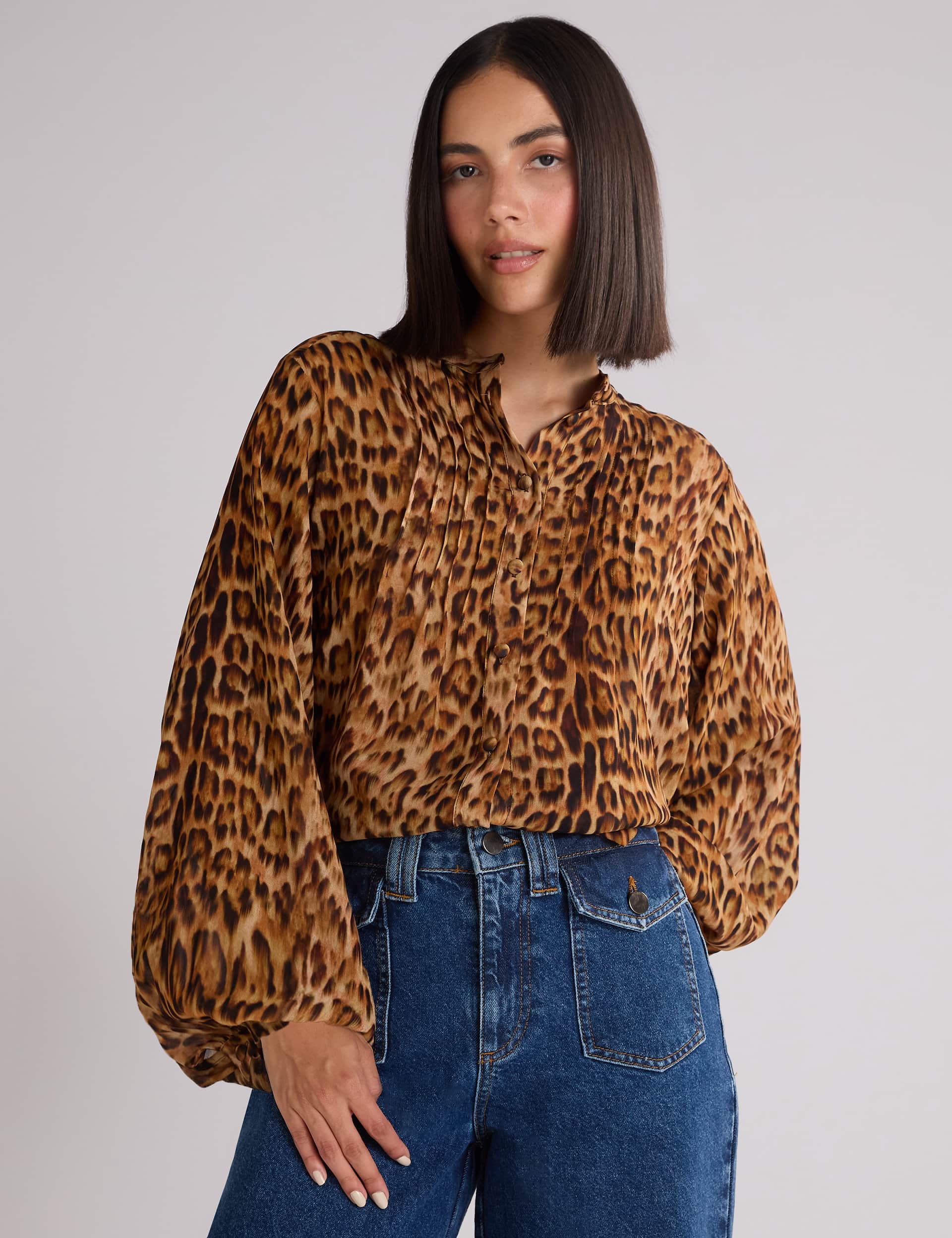 Ro&Zo Women's Animal Print Crew Neck Relaxed Blouse