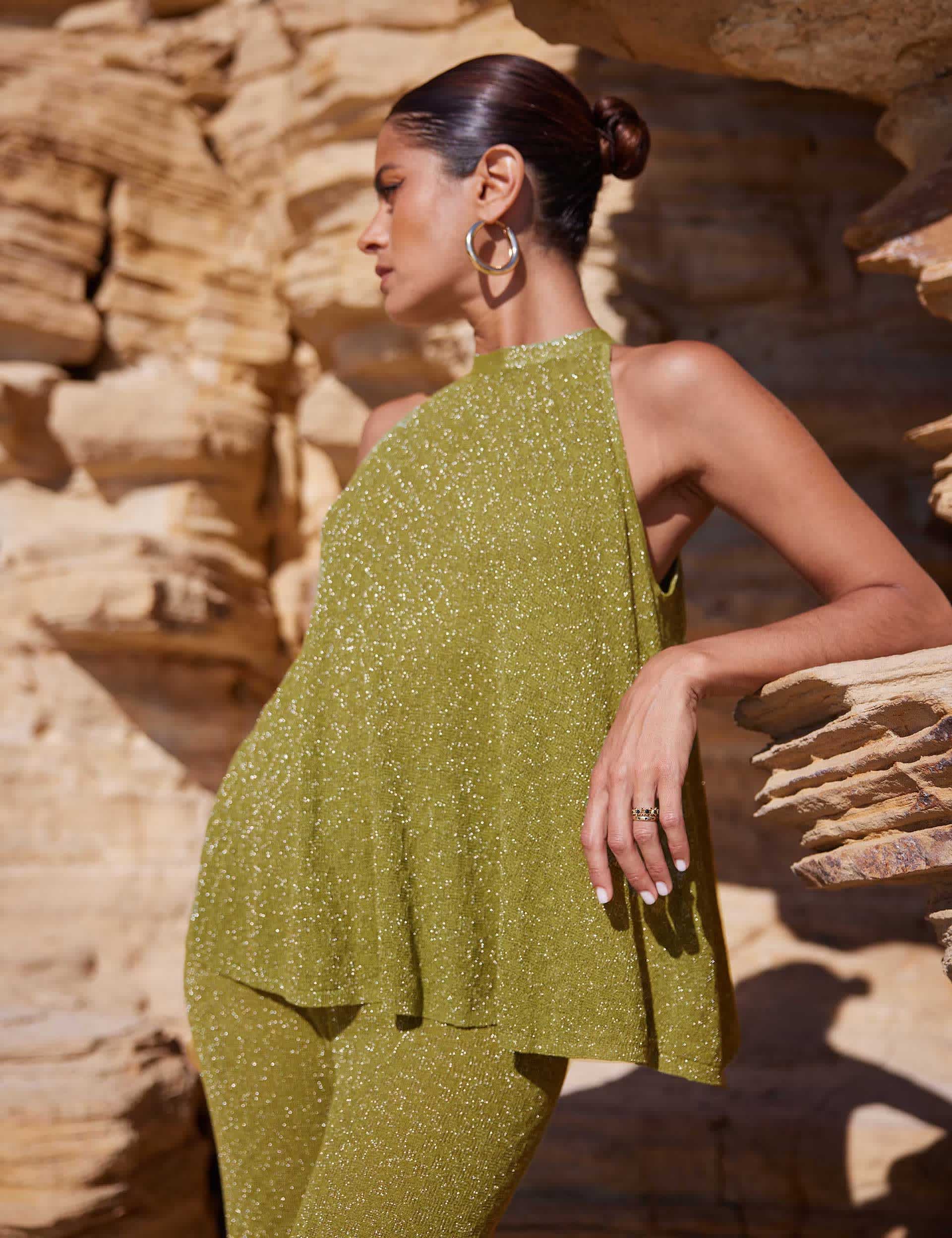 Ro&Zo Women's Sparkly Crew Neck Relaxed Knitted Top