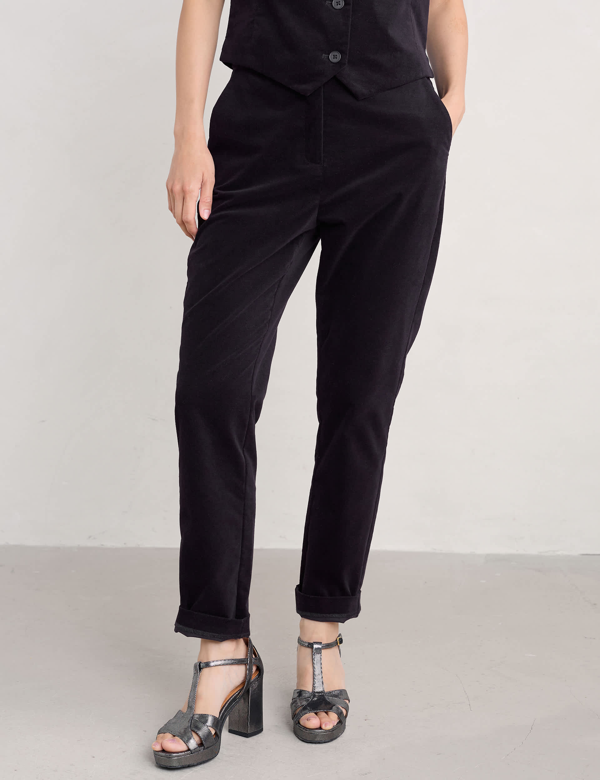 Seasalt Cornwall Women's Cotton Rich Tapered Ankle Grazer Trousers - 14 - Black, Black