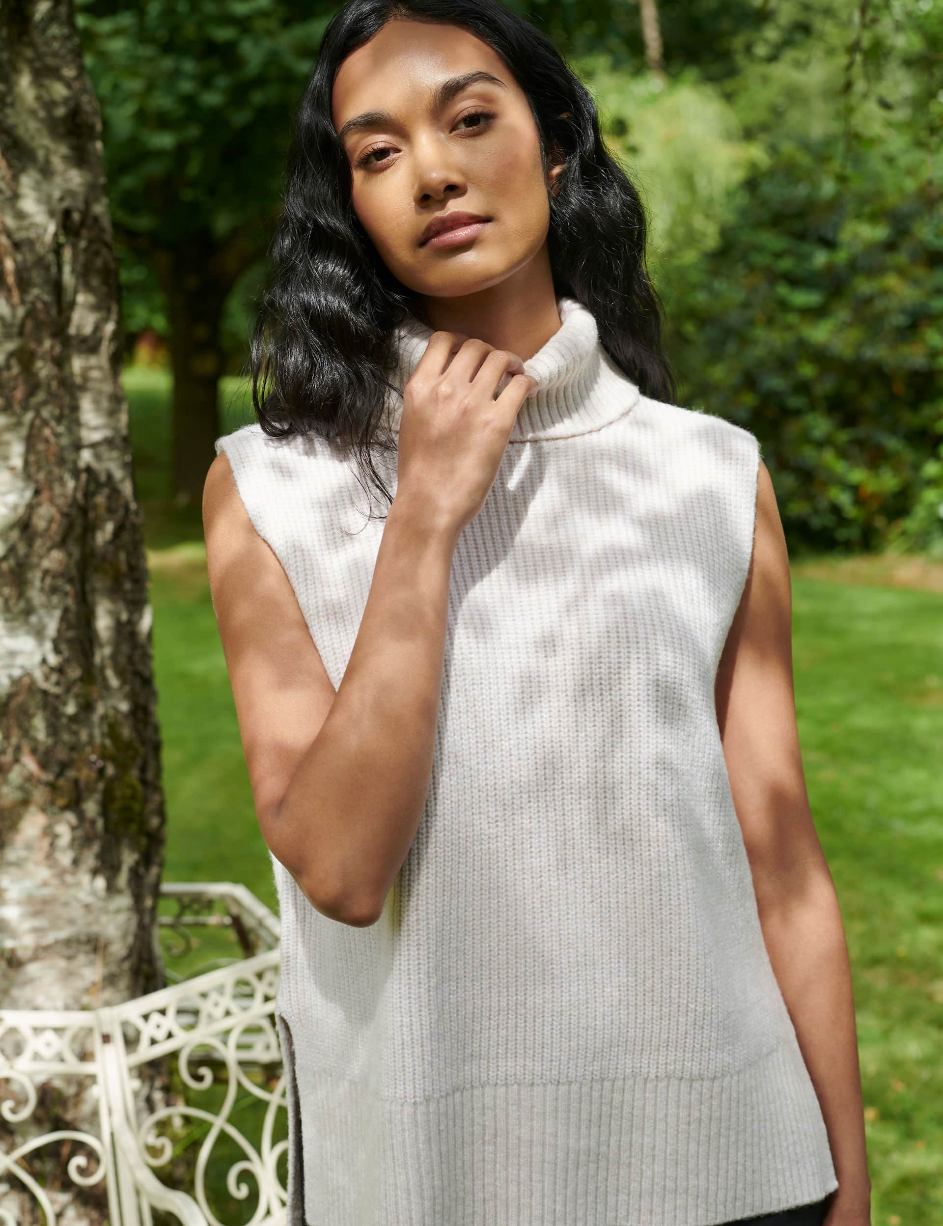 Ro&Zo Women's Textured Roll Neck Relaxed Knitted Vest