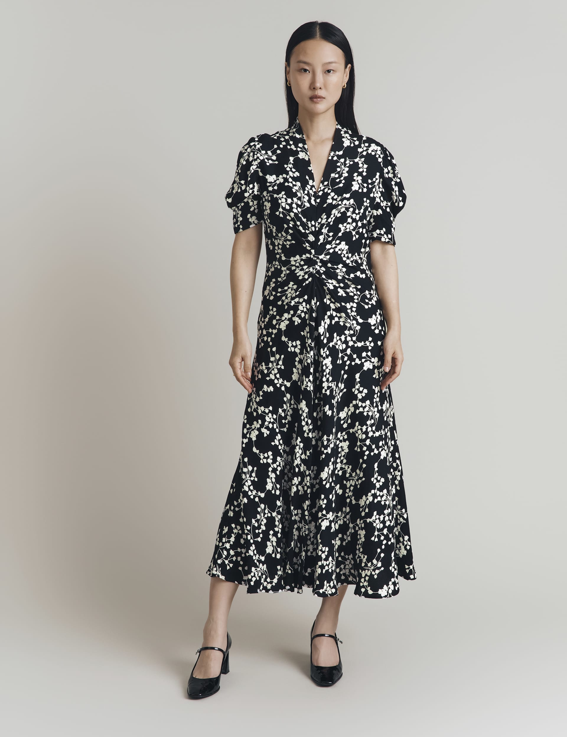 Ghost Women's Crepe Floral V-Neck Midi Tea Dress - Black Mix, Black Mix