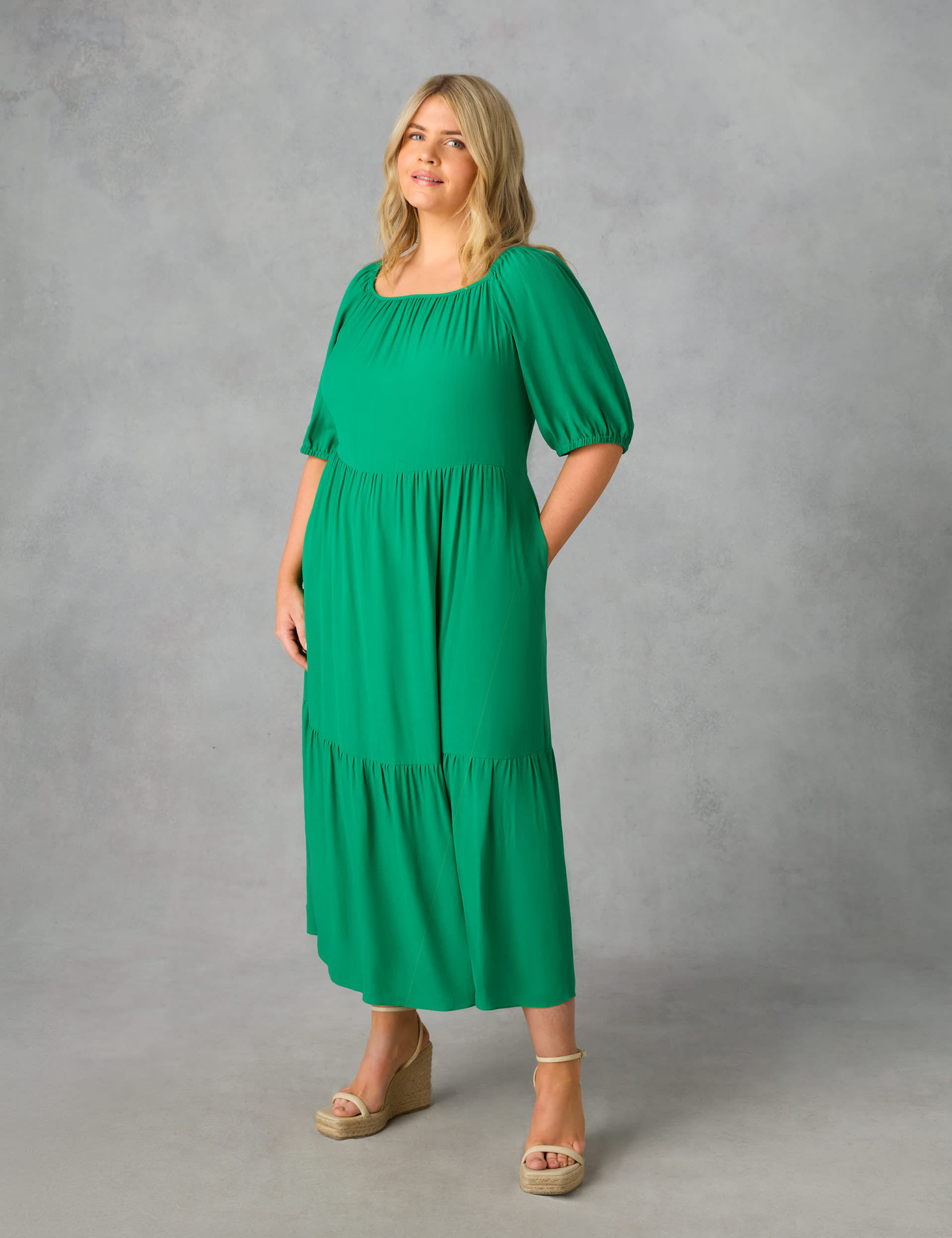 Live Unlimited London Women's Square Neck Puff Sleeve Maxi Tiered Dress - 18 - Green, Green