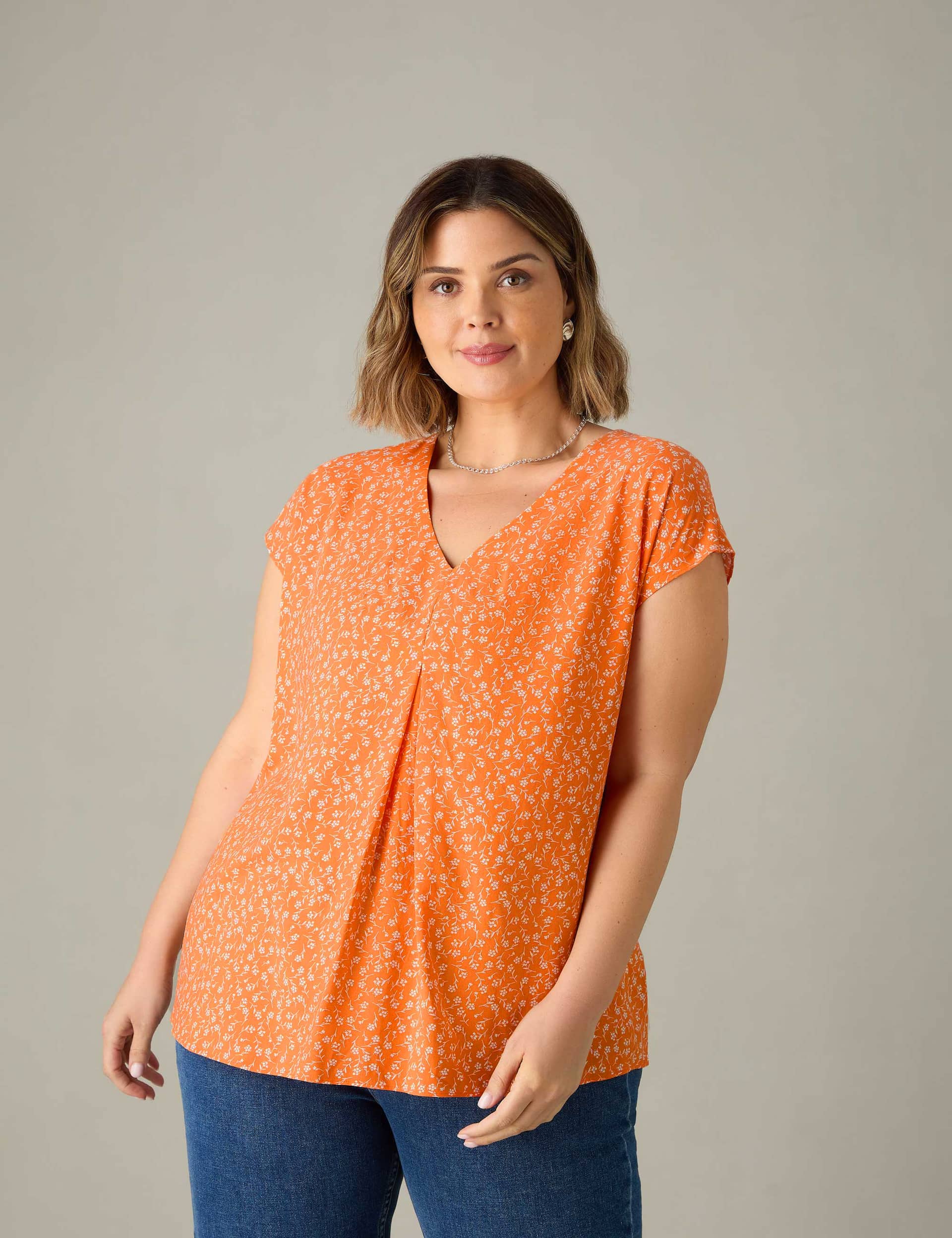 Live Unlimited London Women's Ditsy Floral V-Neck Top - 28 - Orange Mix, Orange Mix