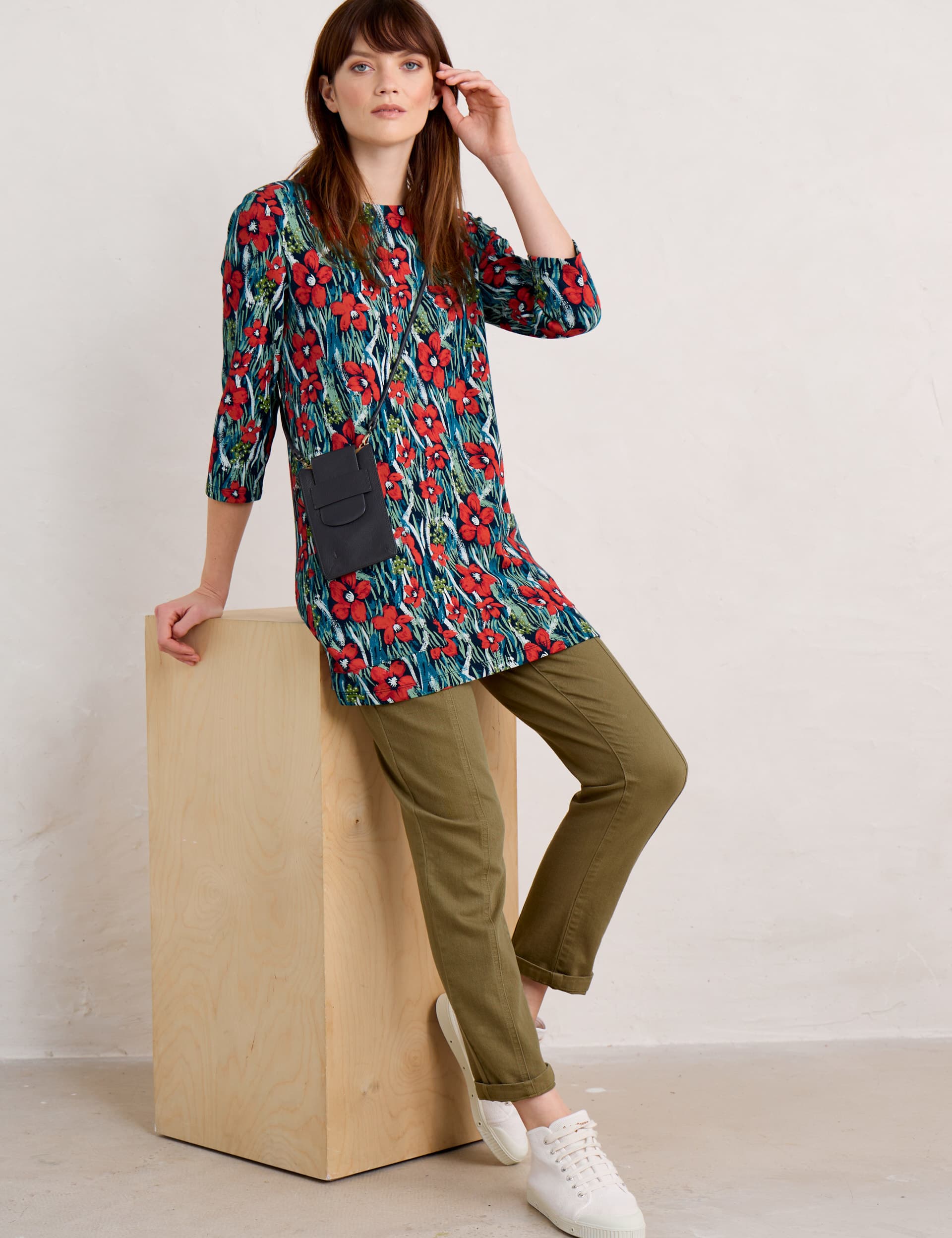 Seasalt Cornwall Women's Cotton Rich Floral Round Neck Tunic - 8REG - Navy Mix, Navy Mix