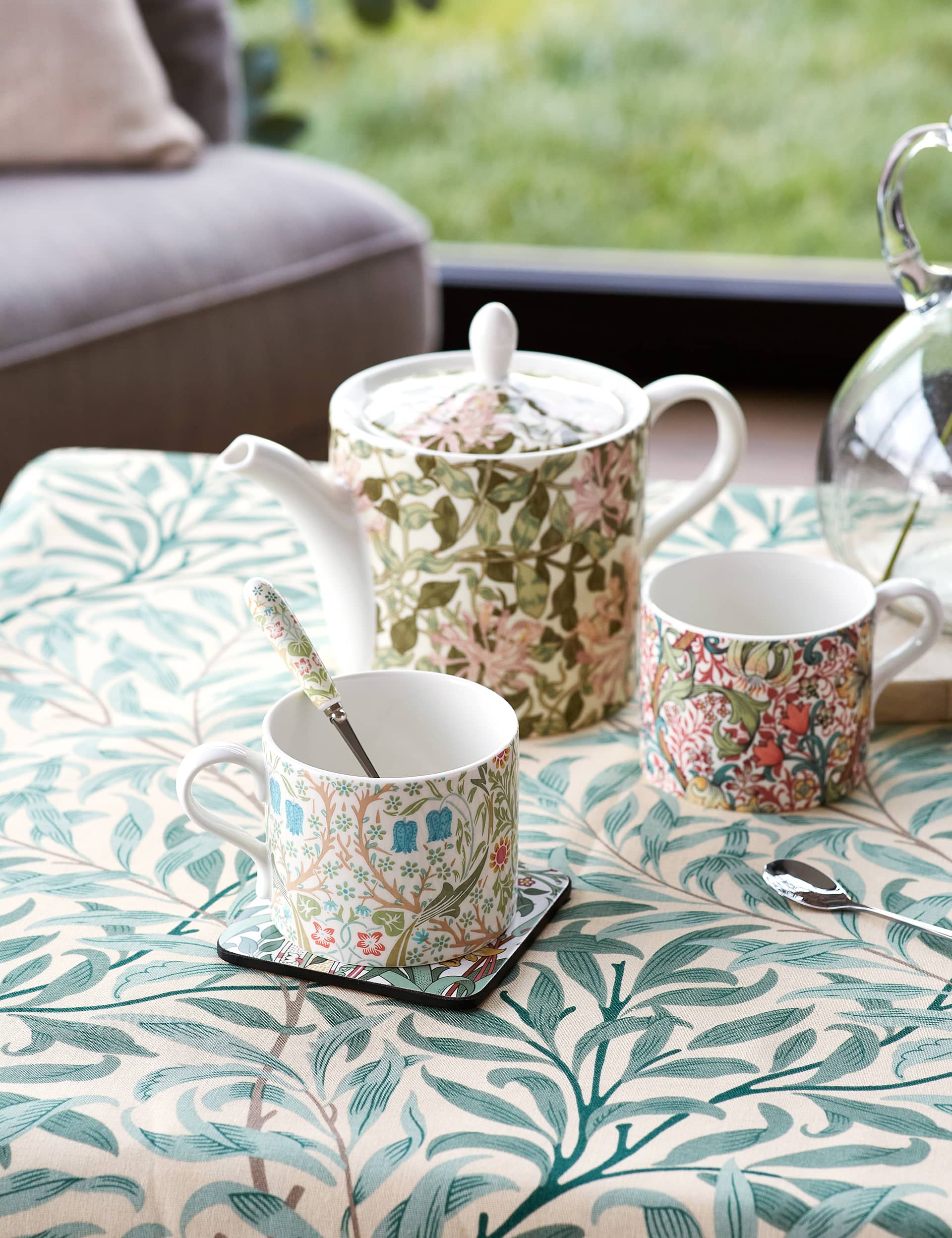 Morris & Co Patterned Teapot & Mug Set - Multi, Multi