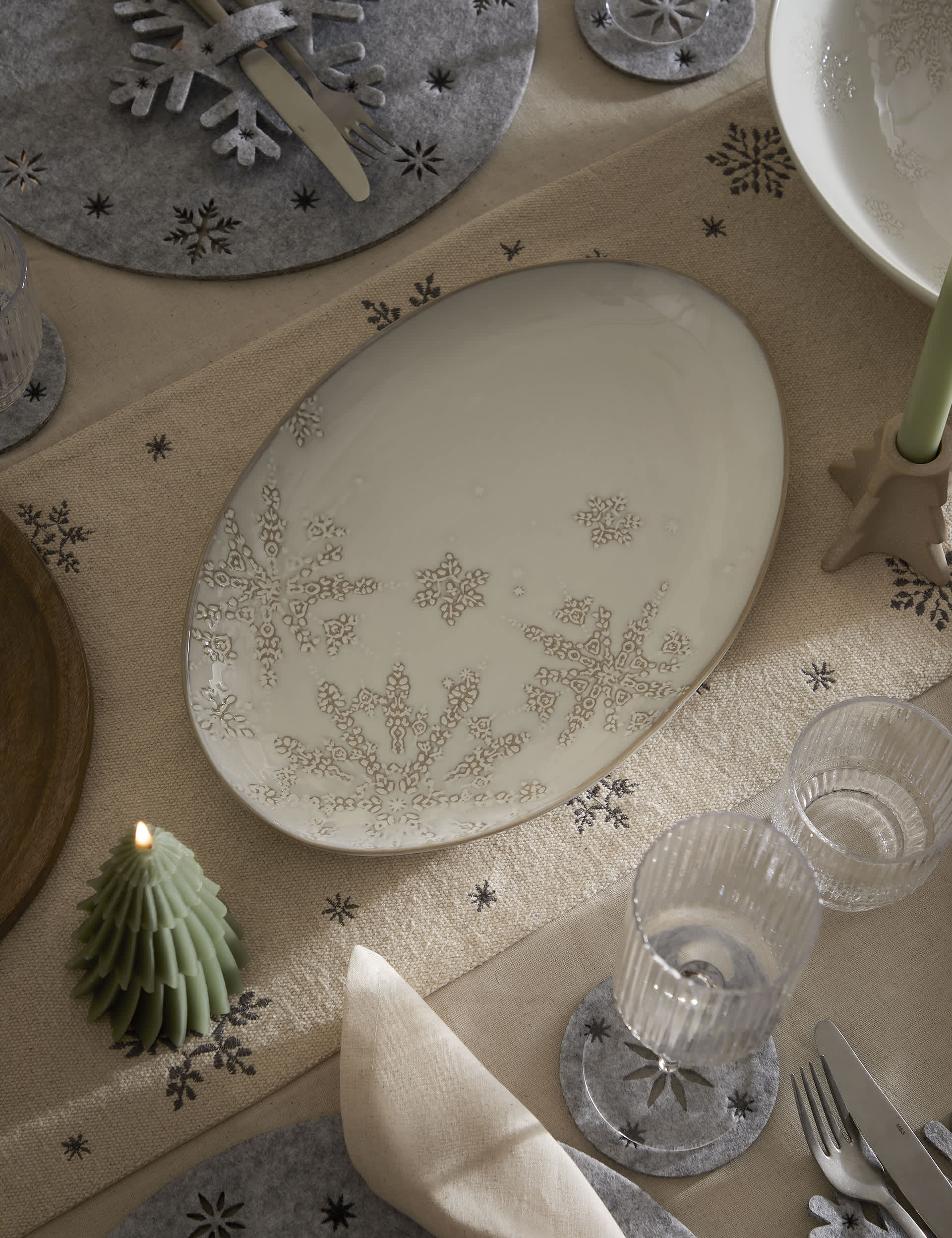 M&S Snowflake Serving Platter - Natural, Natural