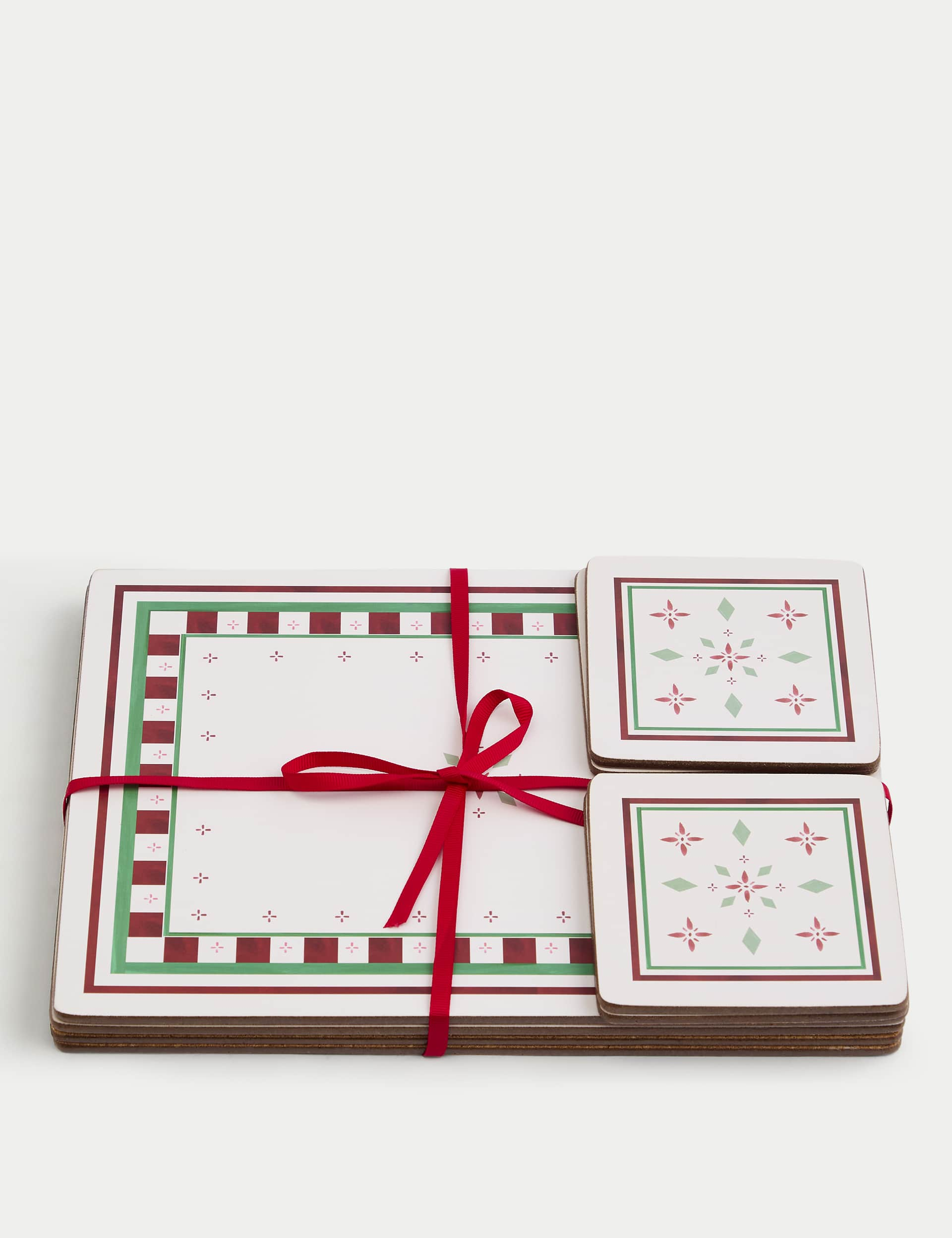 M&S Set of 4 Festive Placemats & 4 Coasters - Red Mix, Red Mix