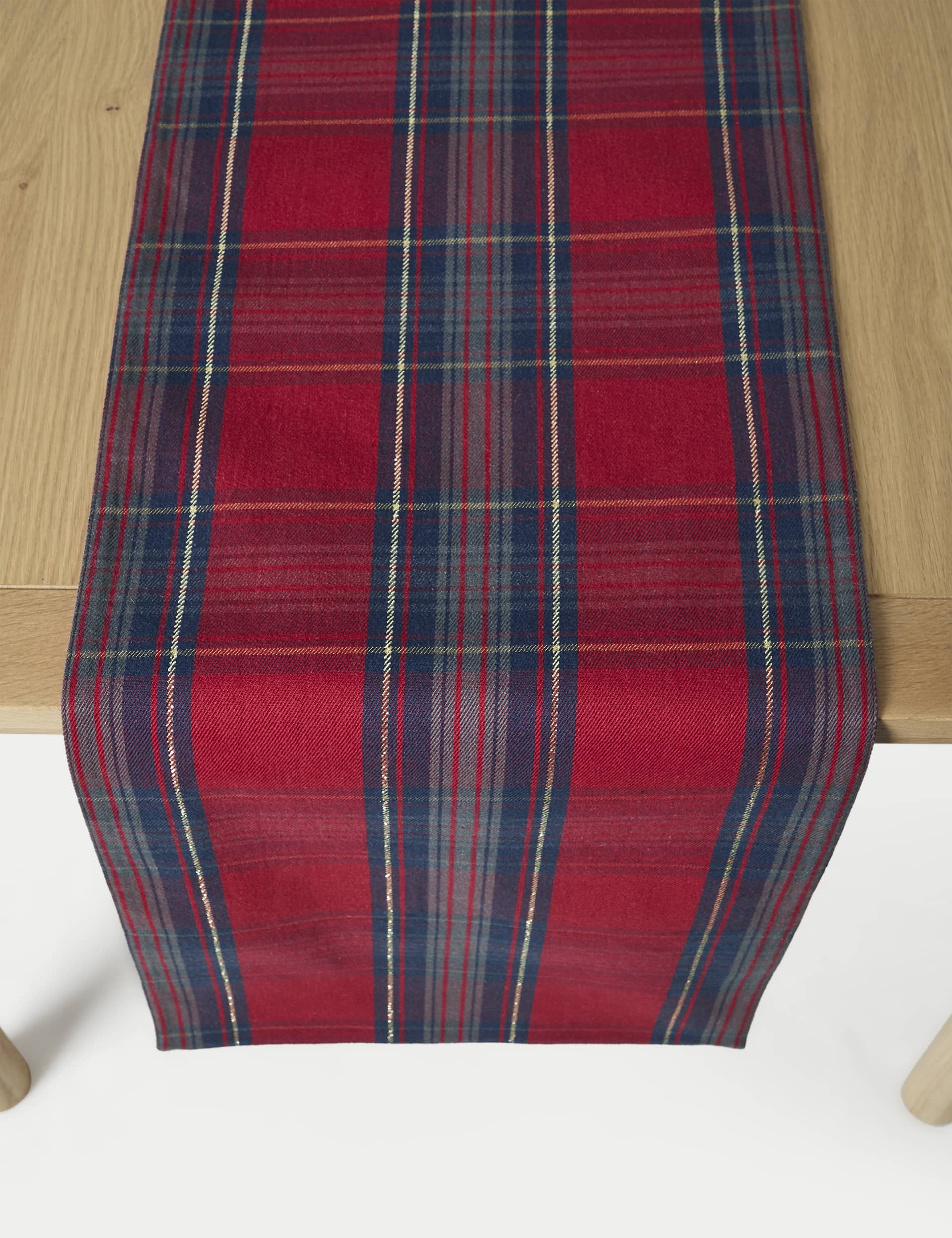 M&S Tartan Table Runner - Red Mix, Red Mix