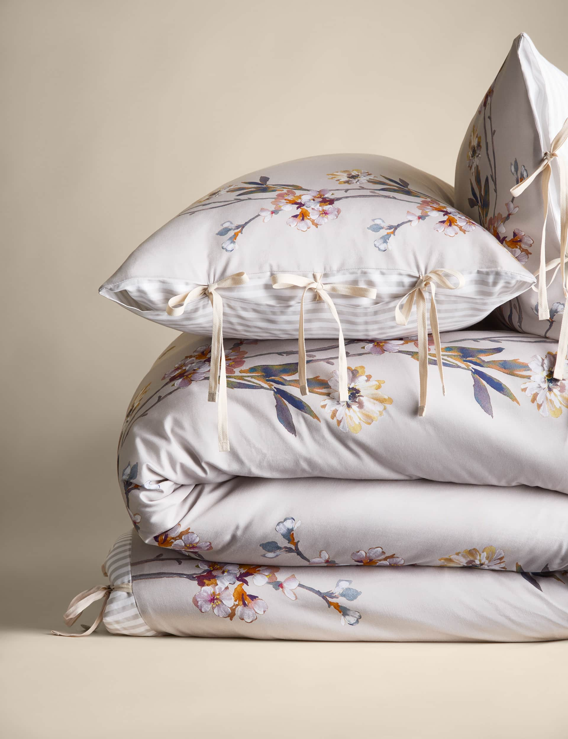 M&S Collection Pure Cotton Solene Painted Blooms Bedding Set - SGL - Light Grey Mix, Light Grey Mix,