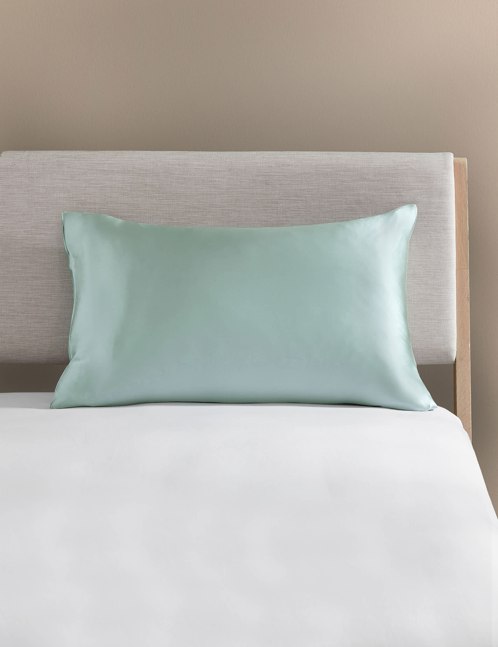 M&S Pure Silk Pillowcase - Mint, Mint