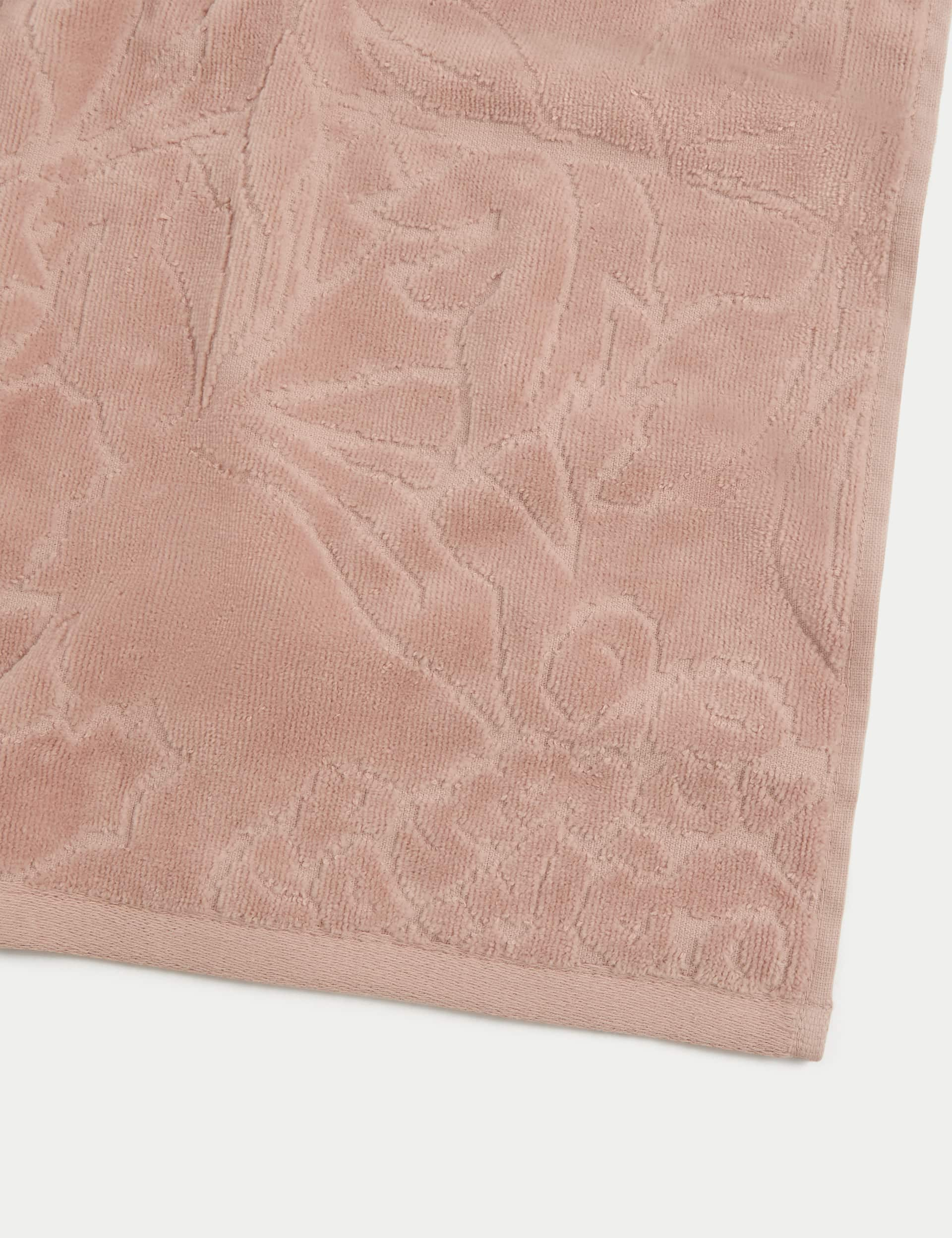 M&S Collection Pure Cotton Linear Floral Towel - HAND - Blush, Blush,White