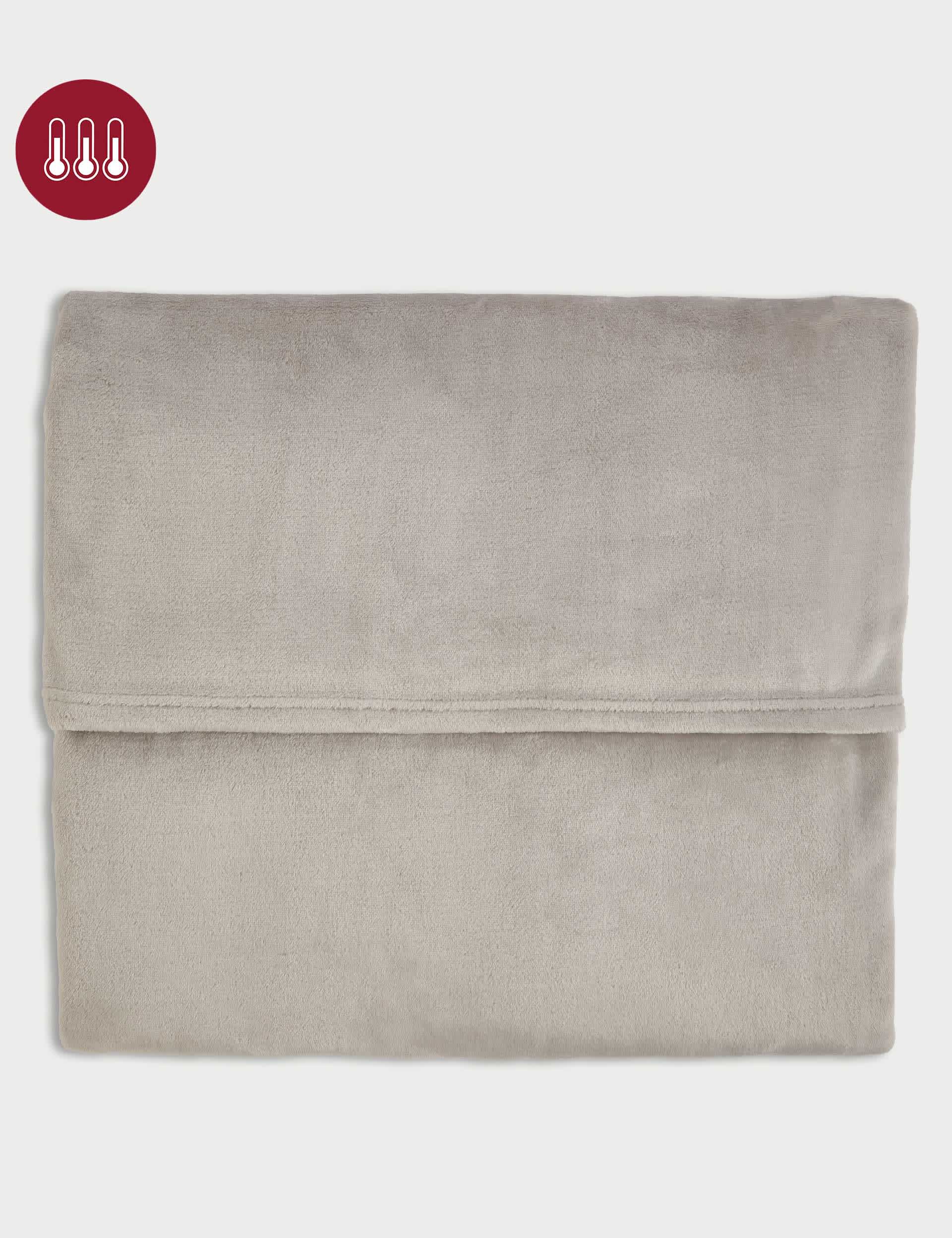 M&S Fleece Throw - Large - Light Grey, Light Grey,Green