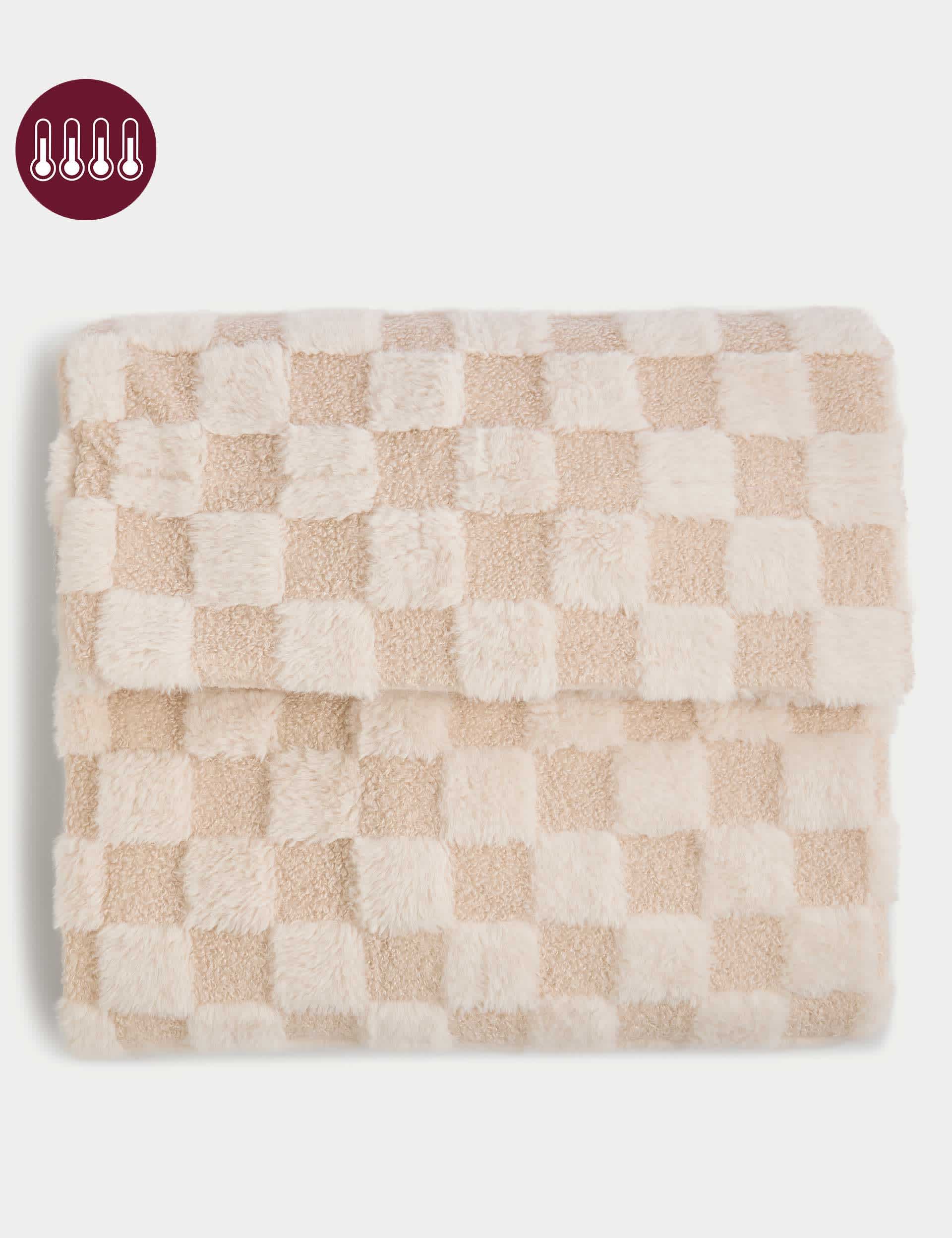 M&S Fleece Checked Throw - Cream Mix, Cream Mix