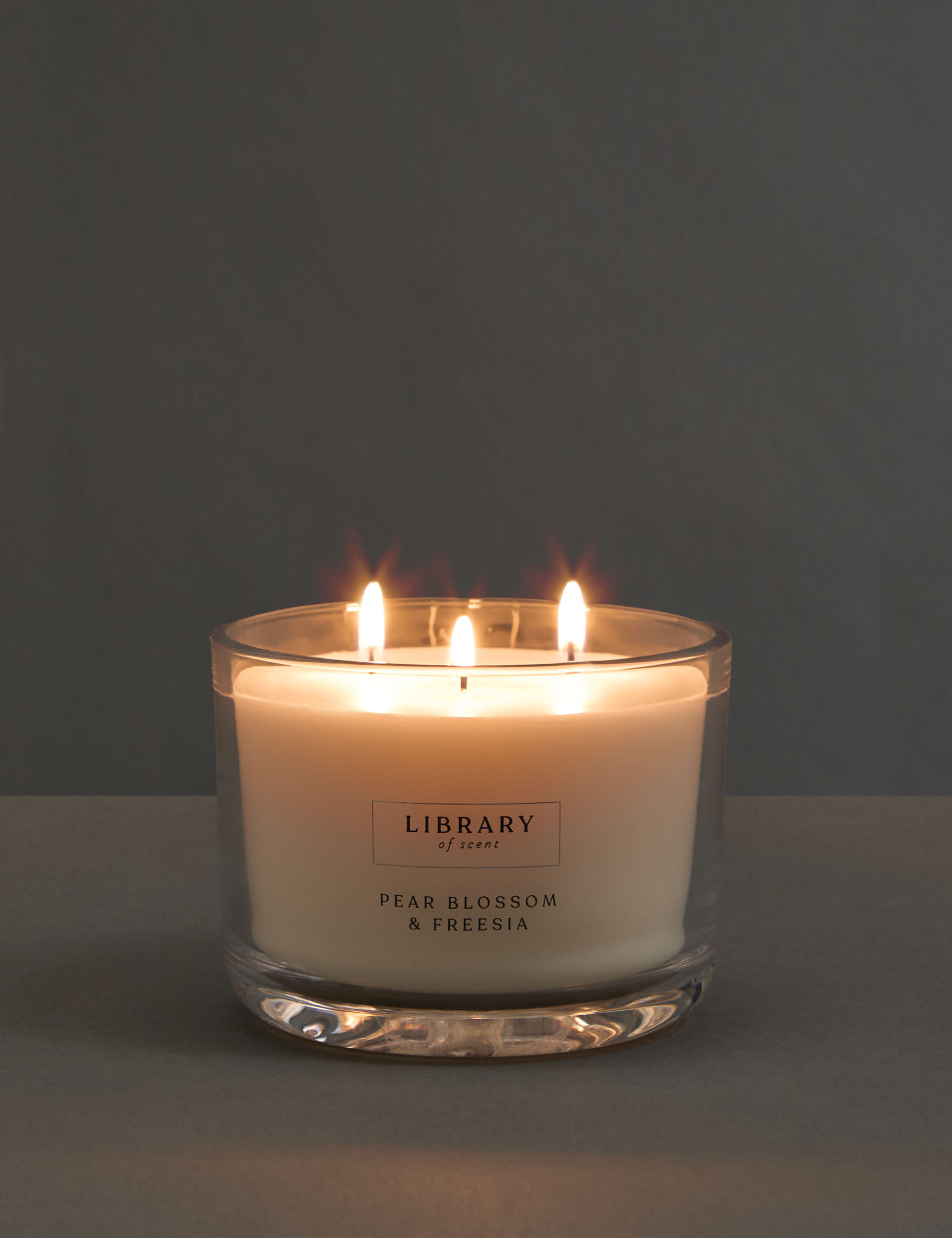 Library Of Scent Pear Blossom & Freesia 3 Wick Candle - White, White