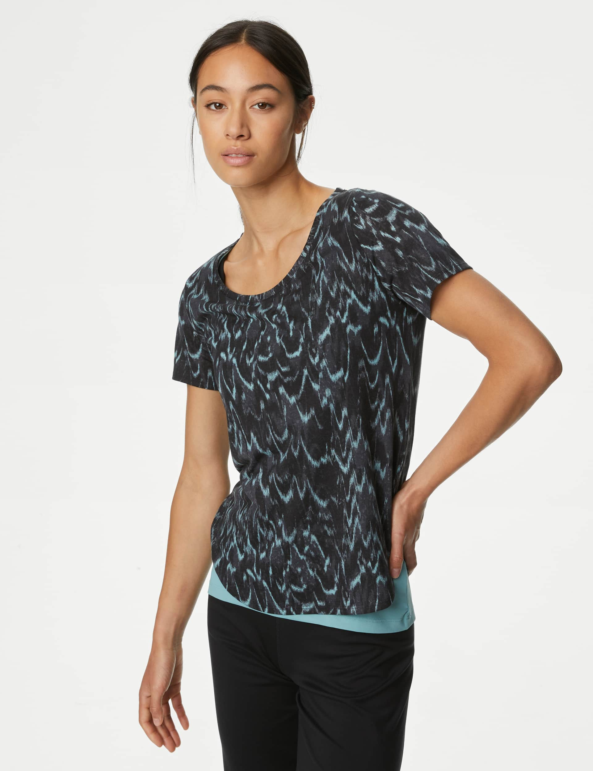 Goodmove Women's Printed Scoop Neck 2-in-1 T-Shirt - 12 - Aqua Mix, Aqua Mix