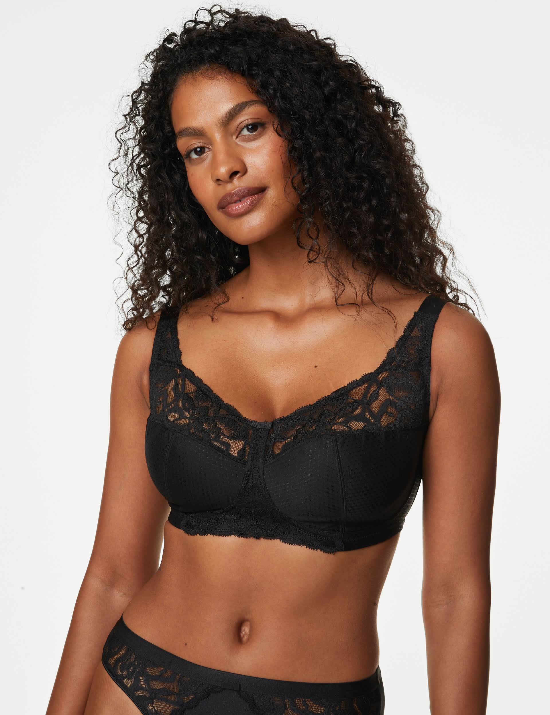 M&S Women's Total Support Wildblooms Non-Wired Bra B-H - 38C - Black, Opaline,Black,White