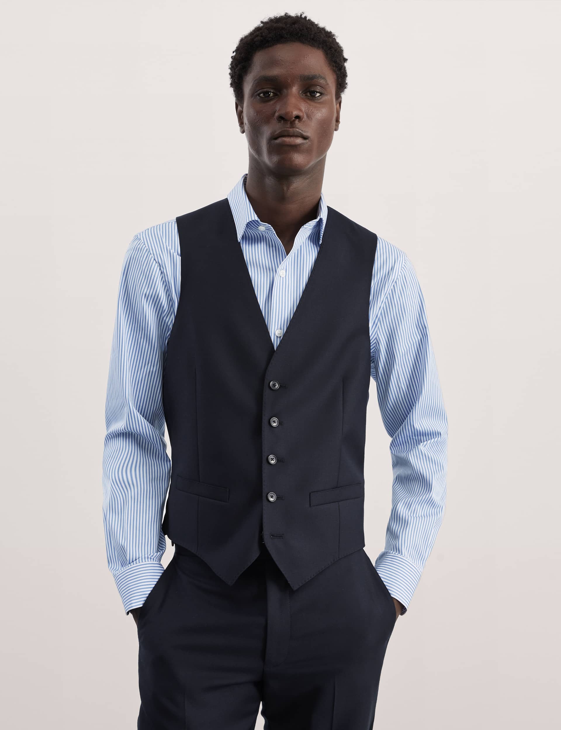 Jaeger Men's Tailored Fit Pure Wool Twill Waistcoat - 36REG - Navy, Navy