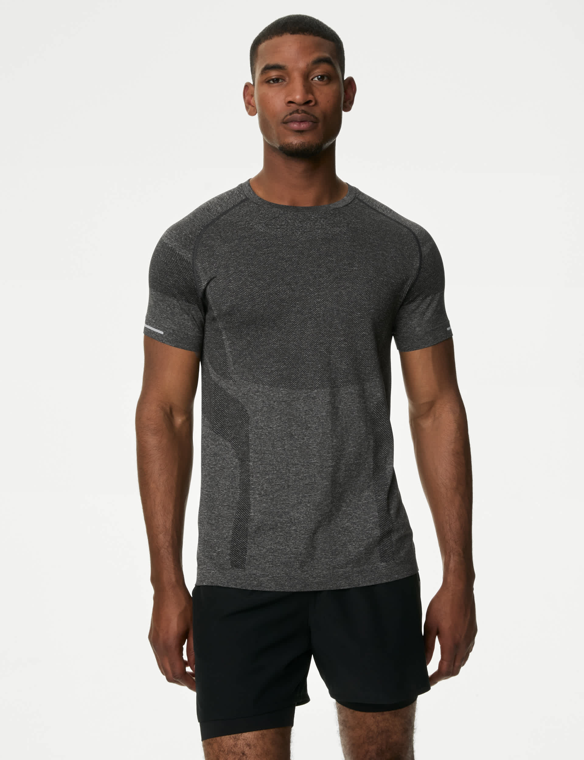 Goodmove Men's Seam Free T-Shirt - LREG - Black, Black,Silver Grey,Air Force Blue,Bordeaux