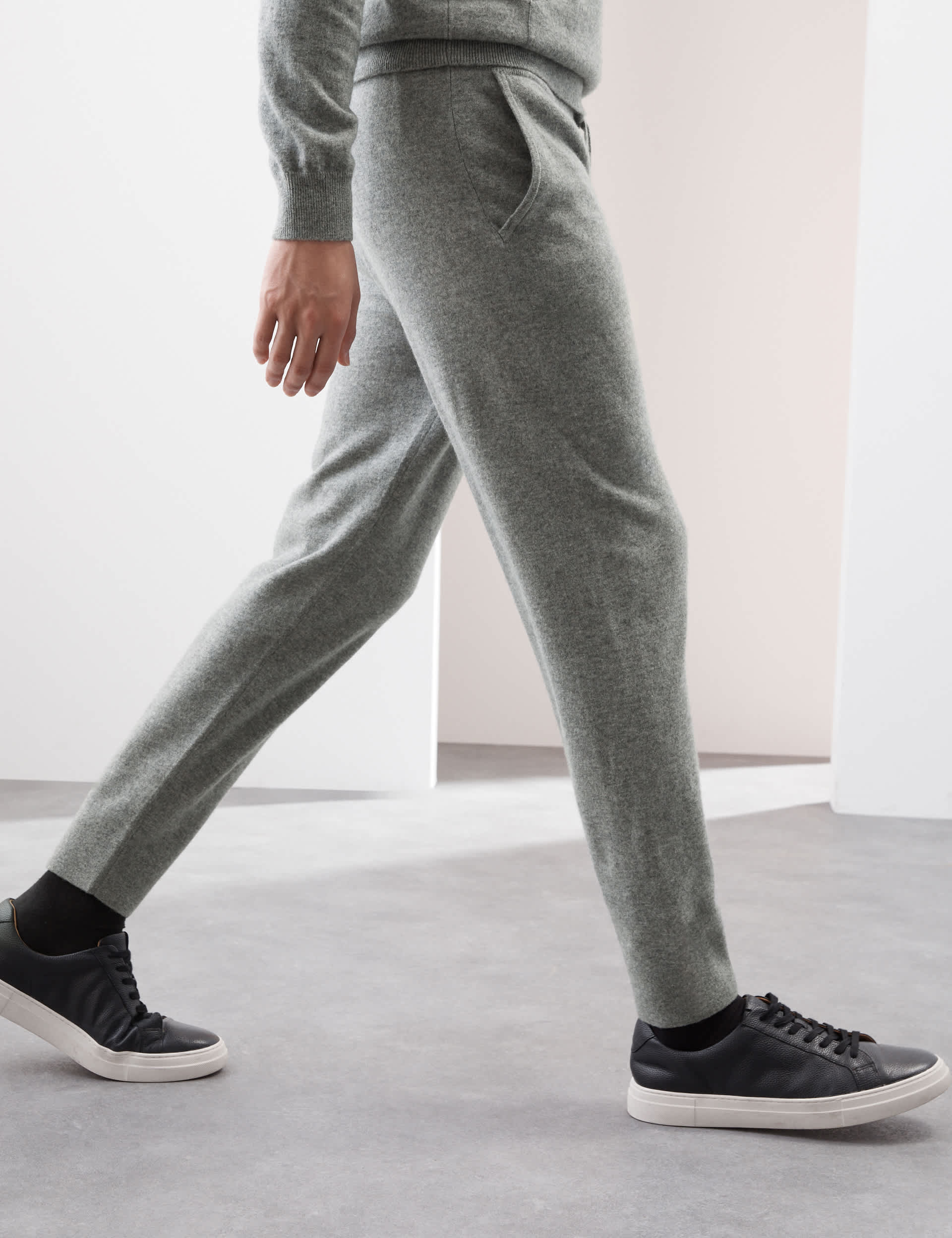 Autograph Men's Pure Cashmere Joggers - XLREG - Grey, Grey,Dark Navy