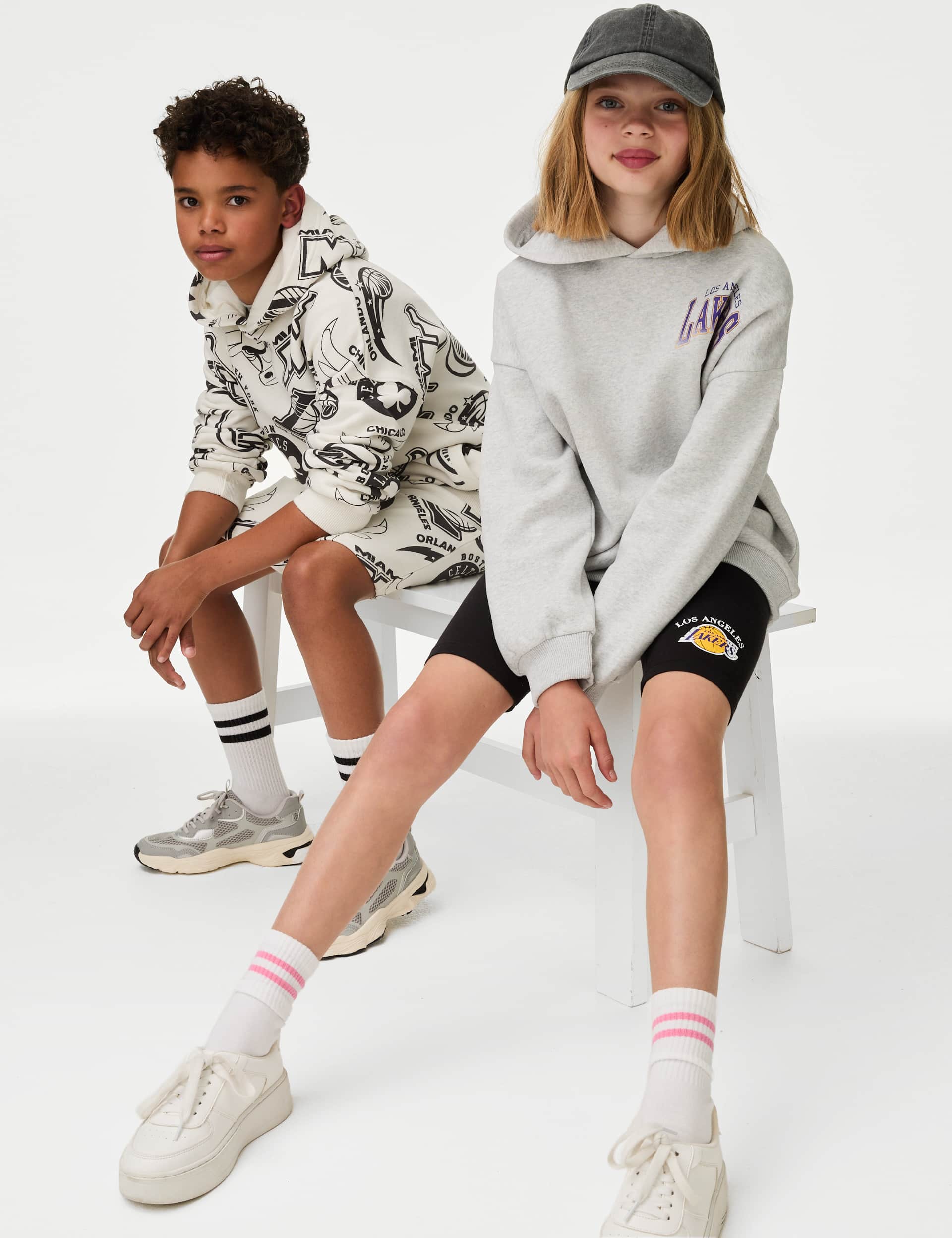 M&S Girls NBA LA Lakers Cycling Shorts (6-16 Yrs)