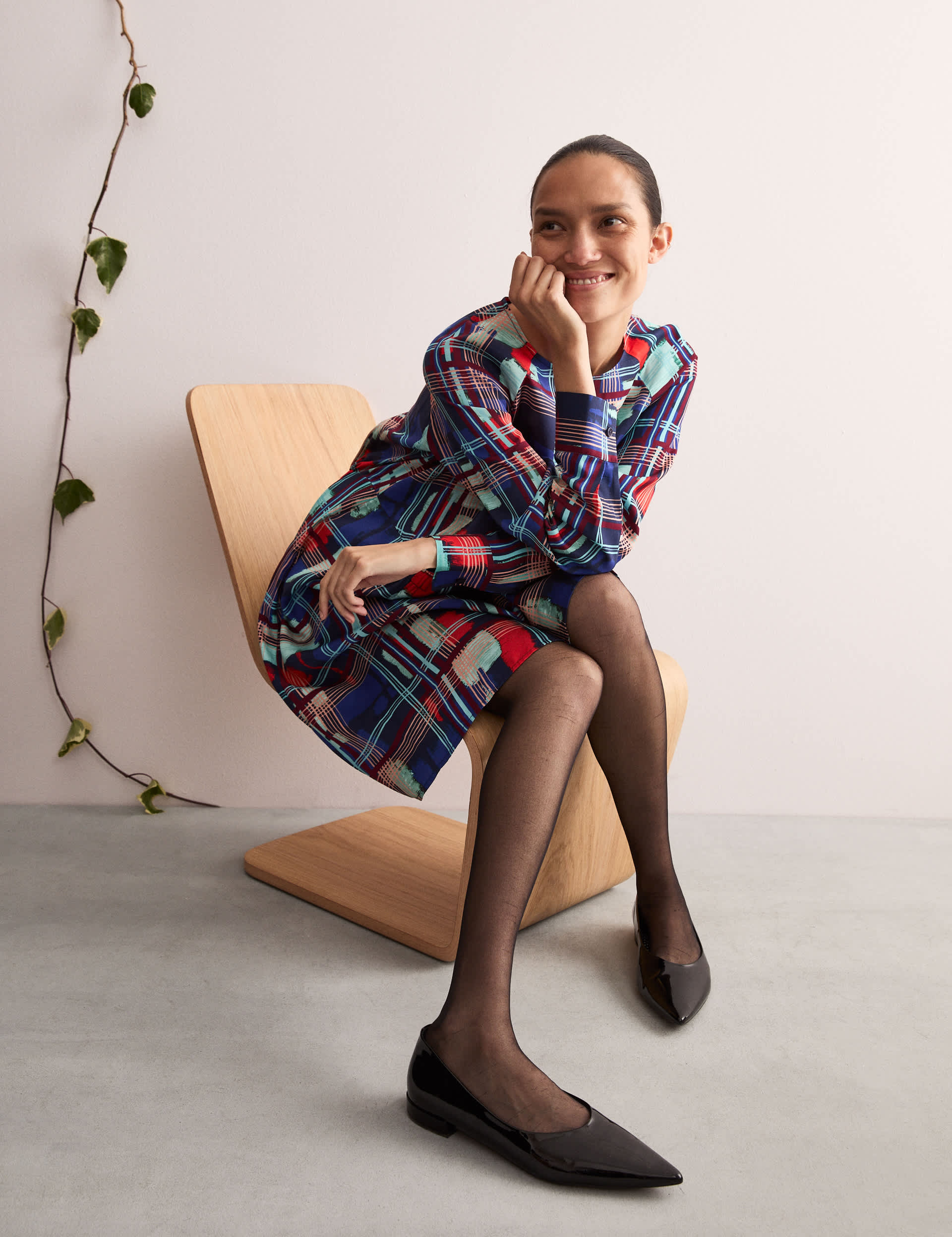 Jaeger Women's Printed Round Neck Knee Length Shift Dress