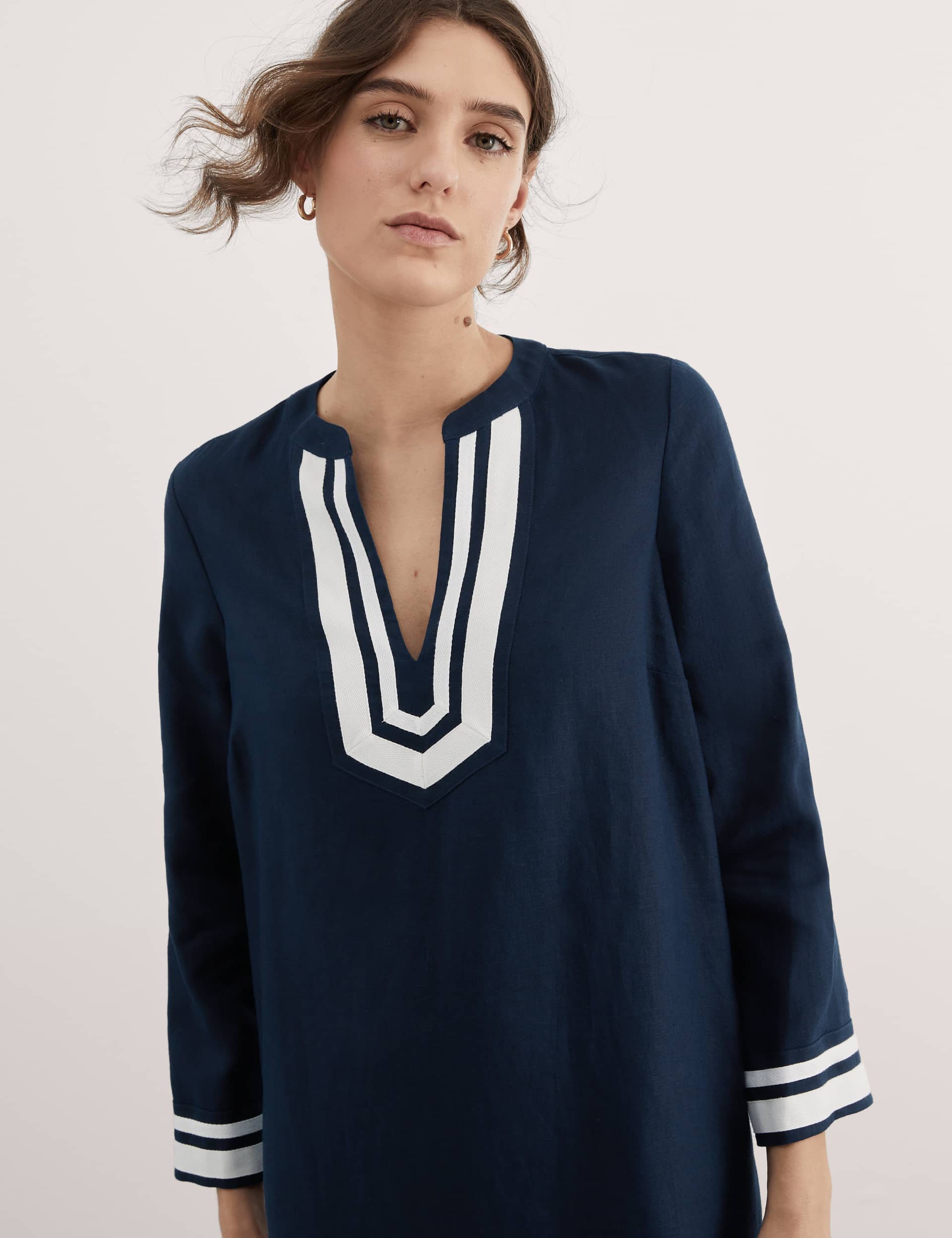 Jaeger Women's Pure Linen V-Neck Mini Shift Dress