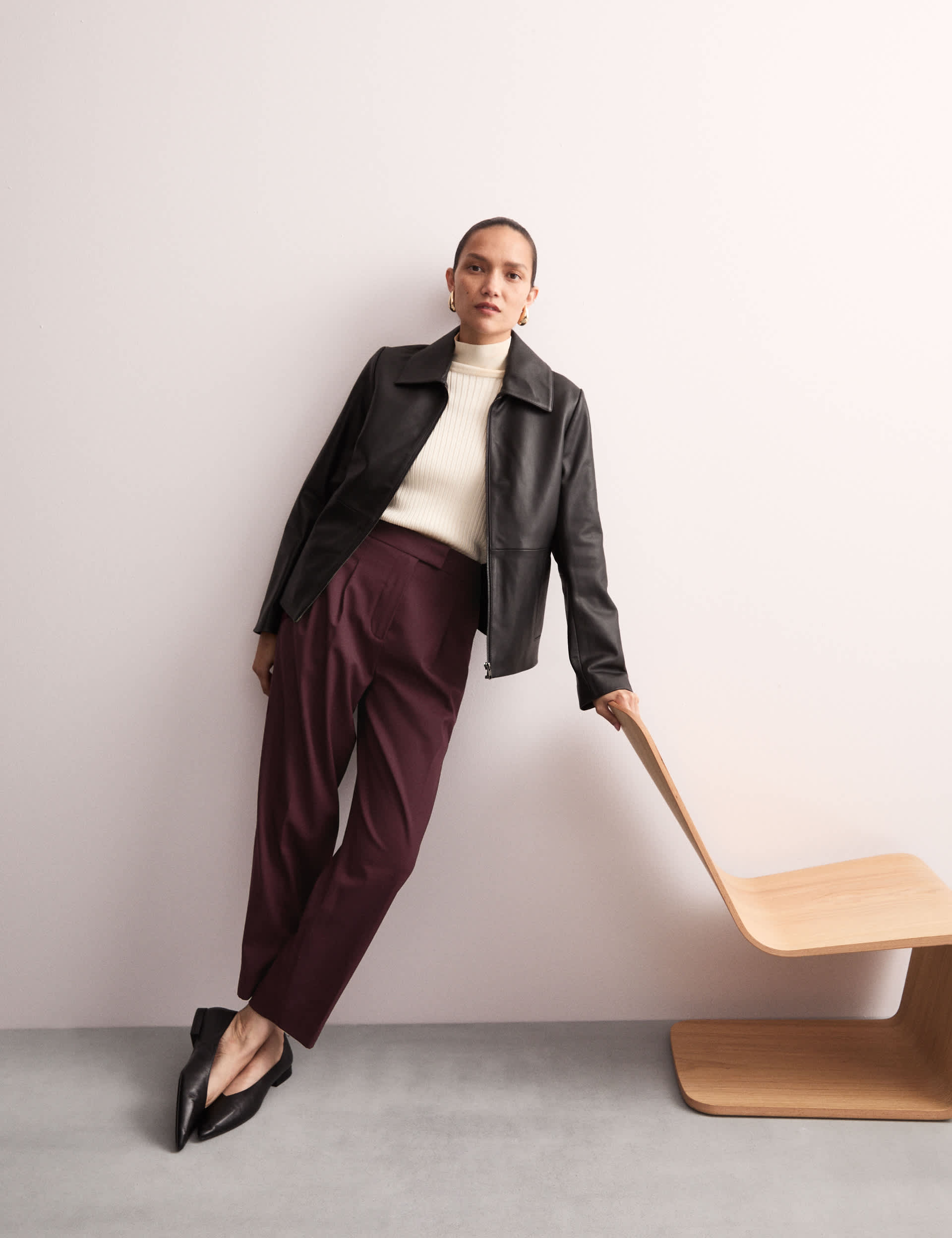 Jaeger Women's Wool Rich Tapered Ankle Grazer Trousers