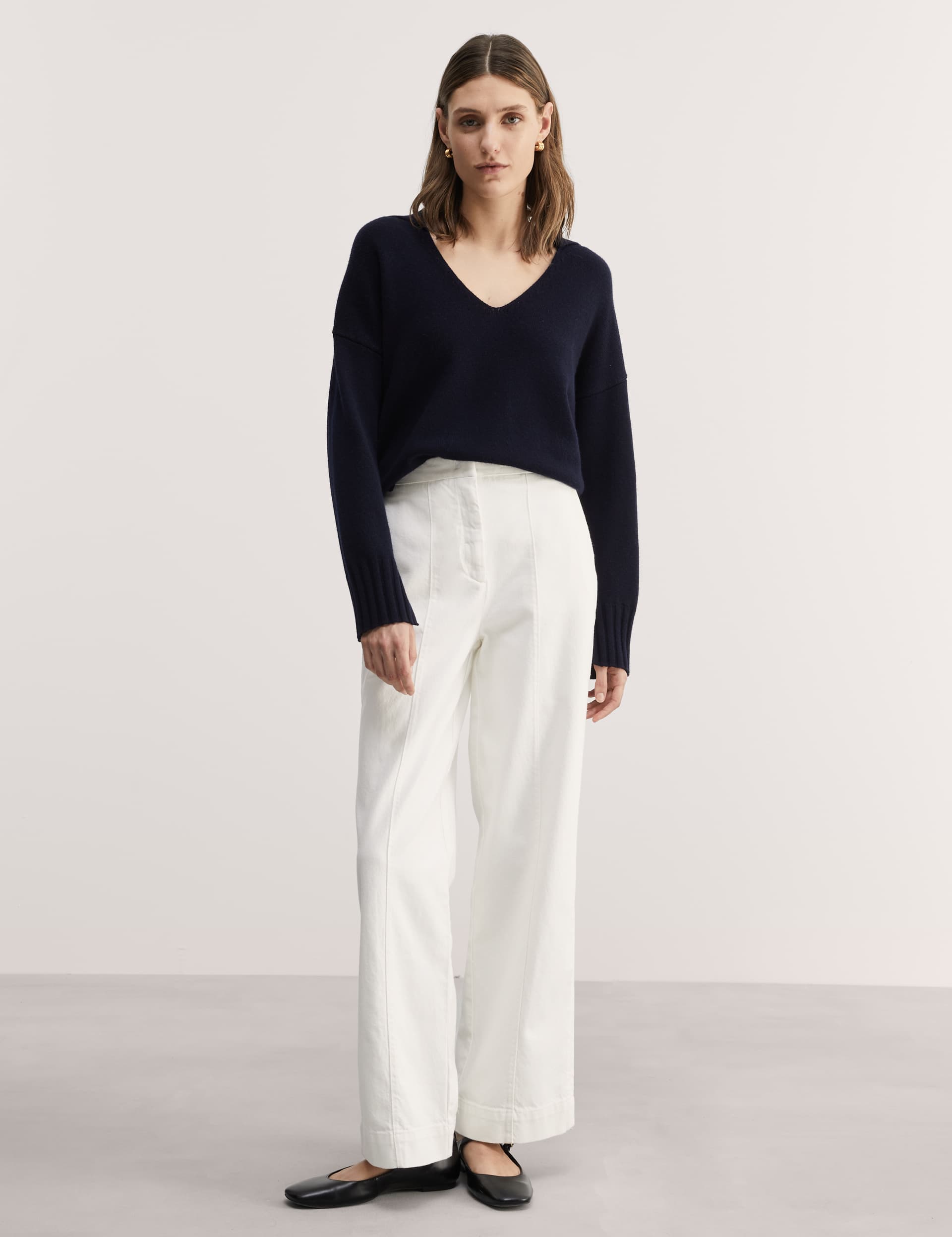 Jaeger Women's High Waisted Straight Leg Jeans
