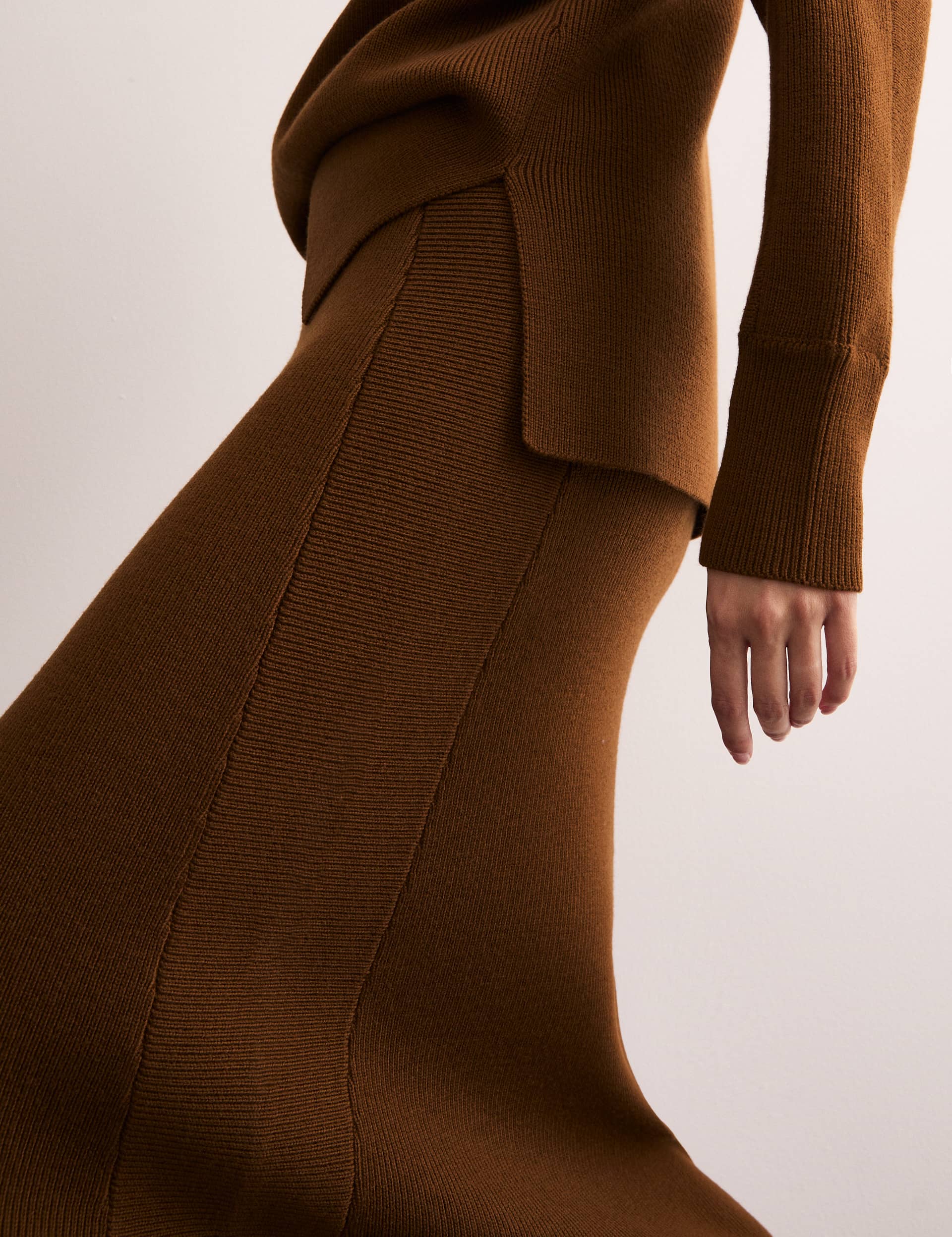 Jaeger Women's Pure Merino Wool Knitted Midi Skirt