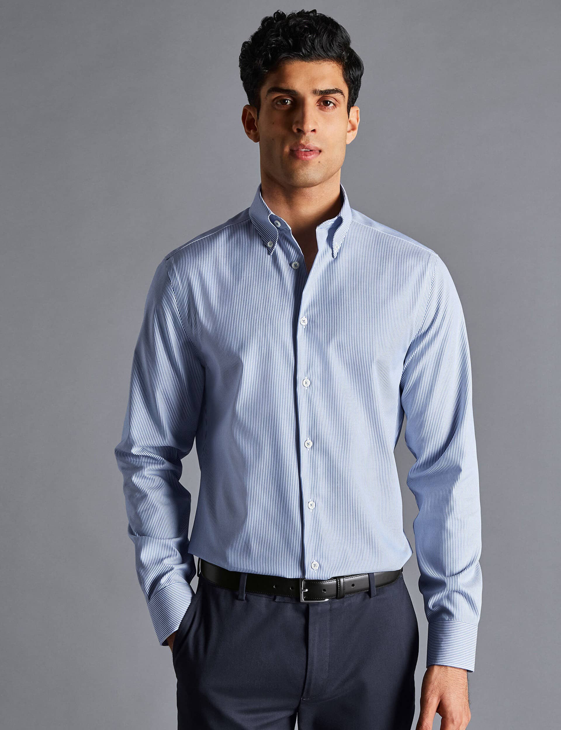 Charles Tyrwhitt Men's Non Iron Pure Cotton Striped Oxford Shirt
